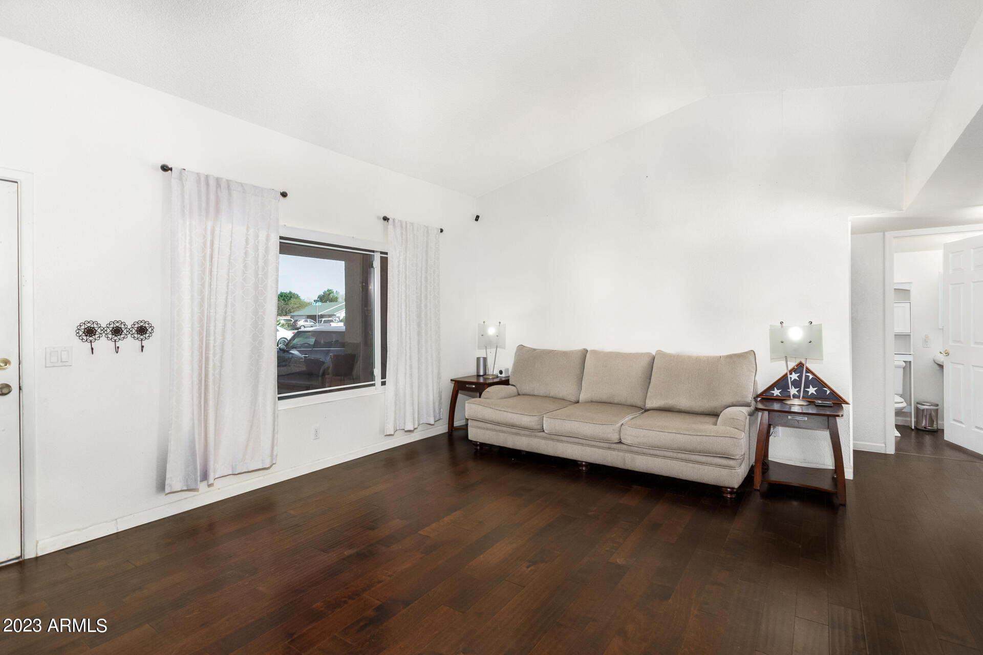 315 E MOORE Avenue