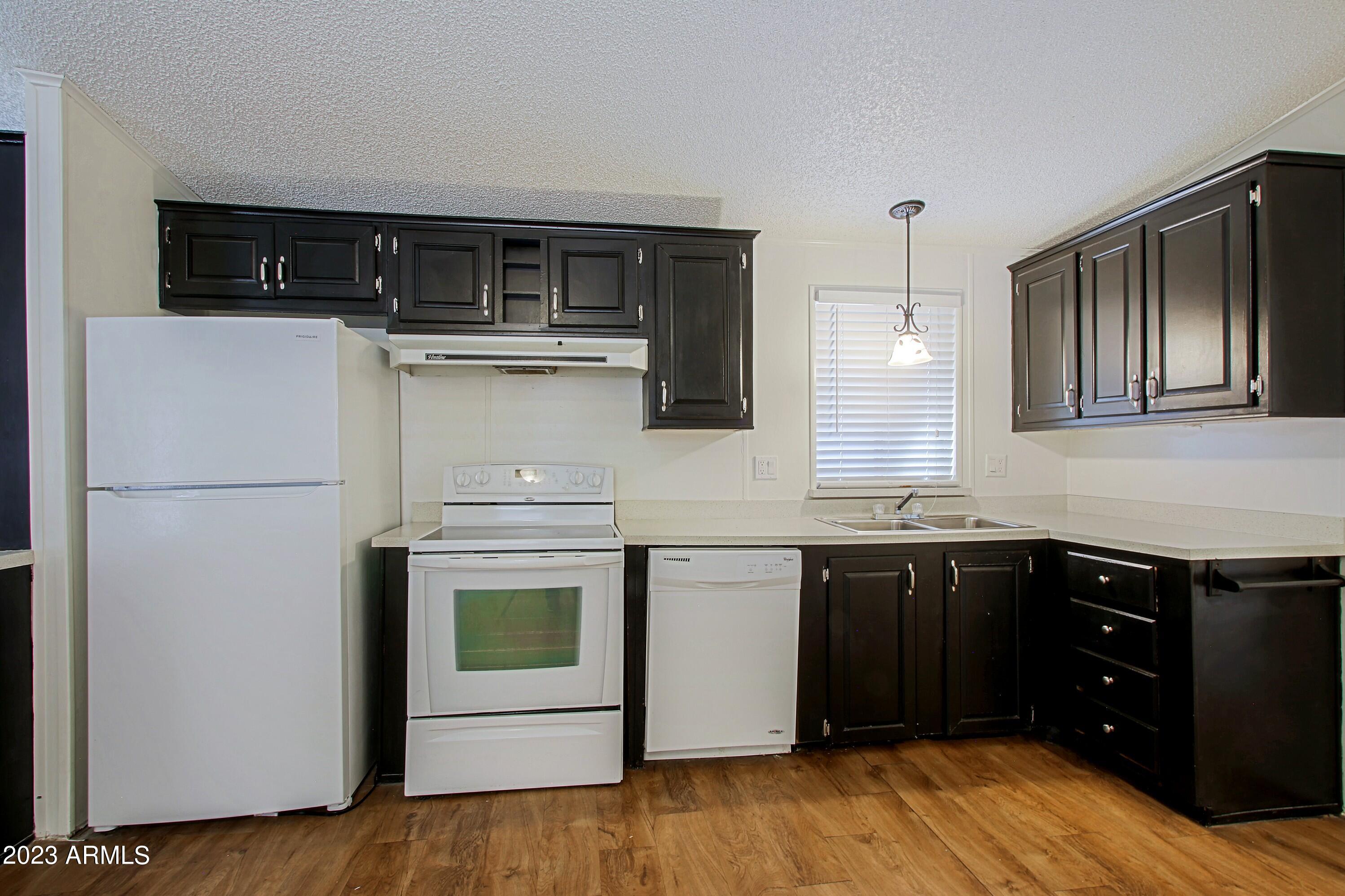 11275 N 99TH Avenue Unit: 107
