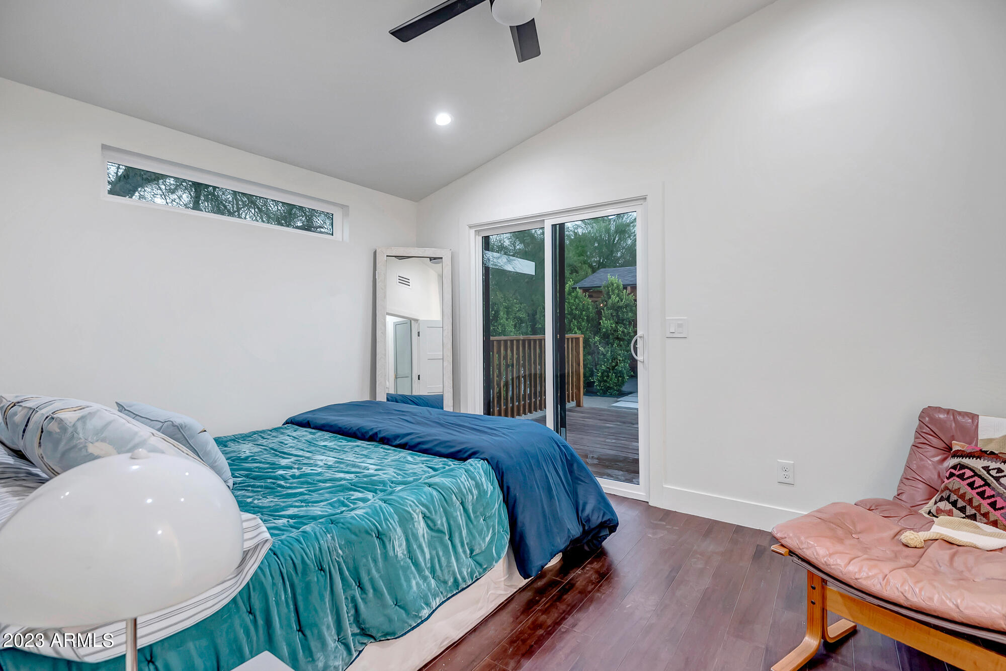 1024 E TAYLOR Street