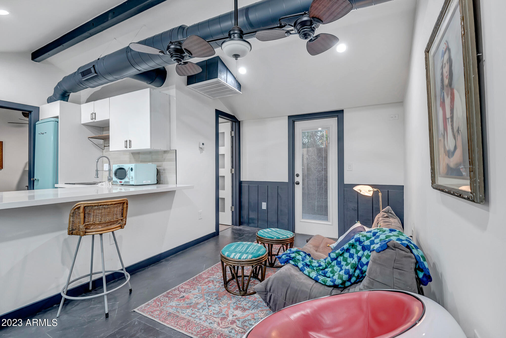 1024 E TAYLOR Street