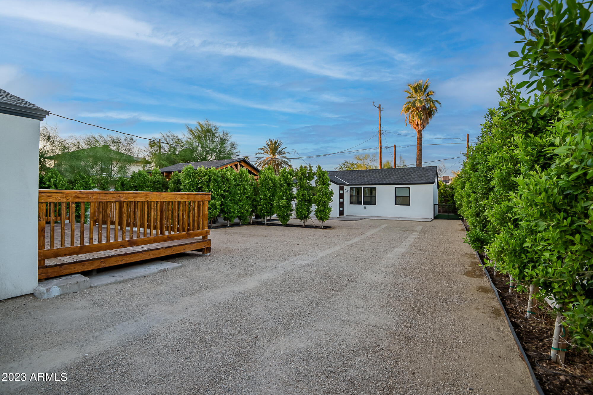 1024 E TAYLOR Street