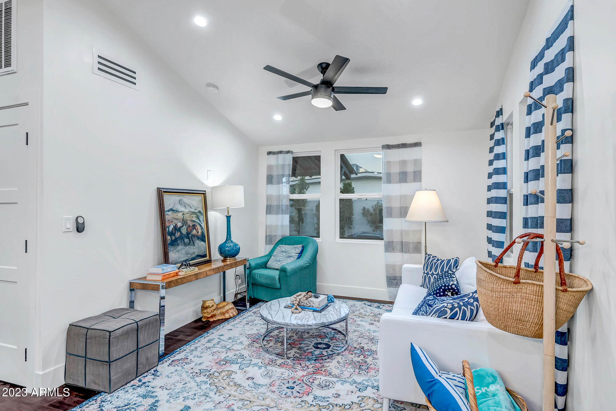 1024 E TAYLOR Street