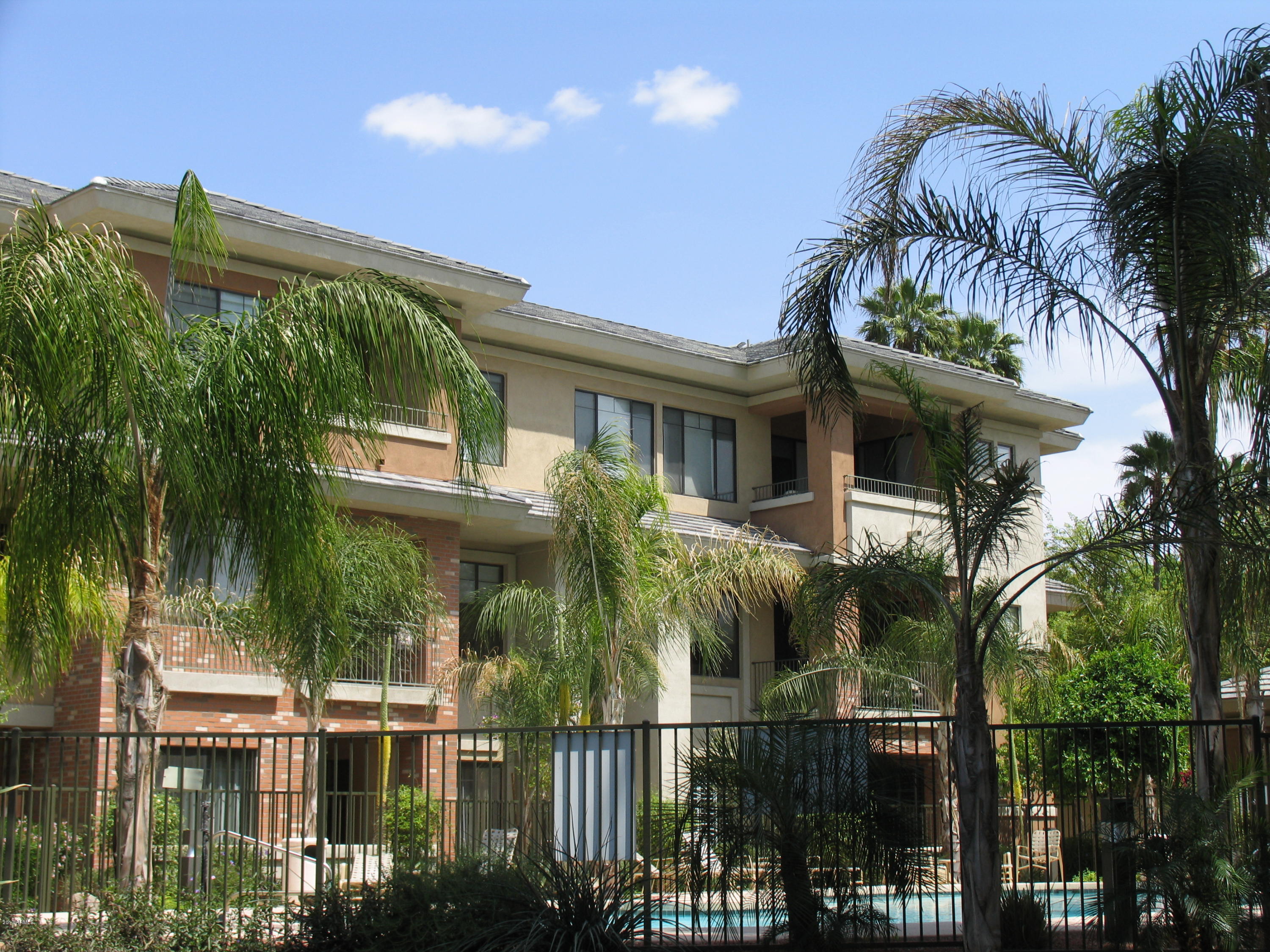2989 N 44th Street Unit: 1015