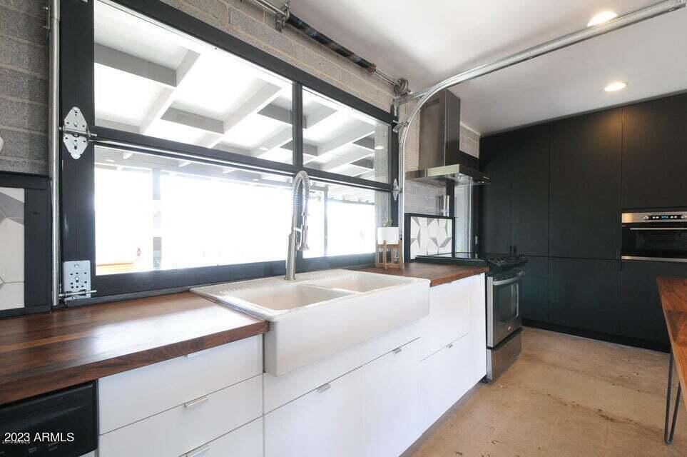 508 N 74TH Street