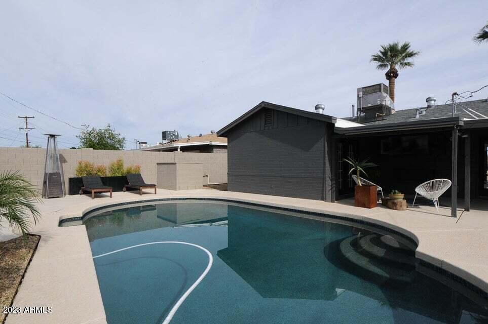 508 N 74TH Street