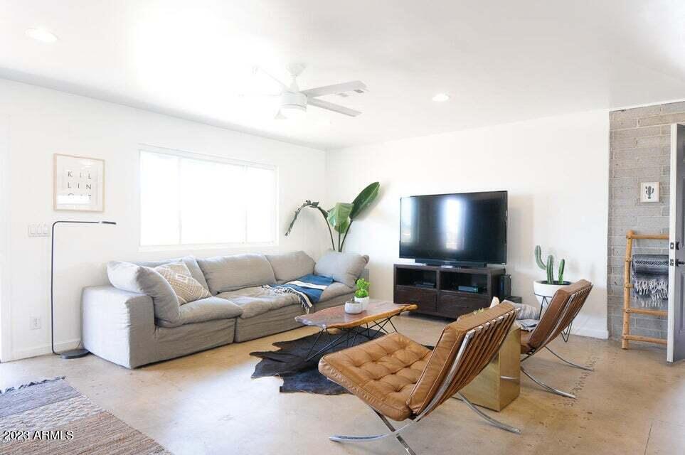 508 N 74TH Street