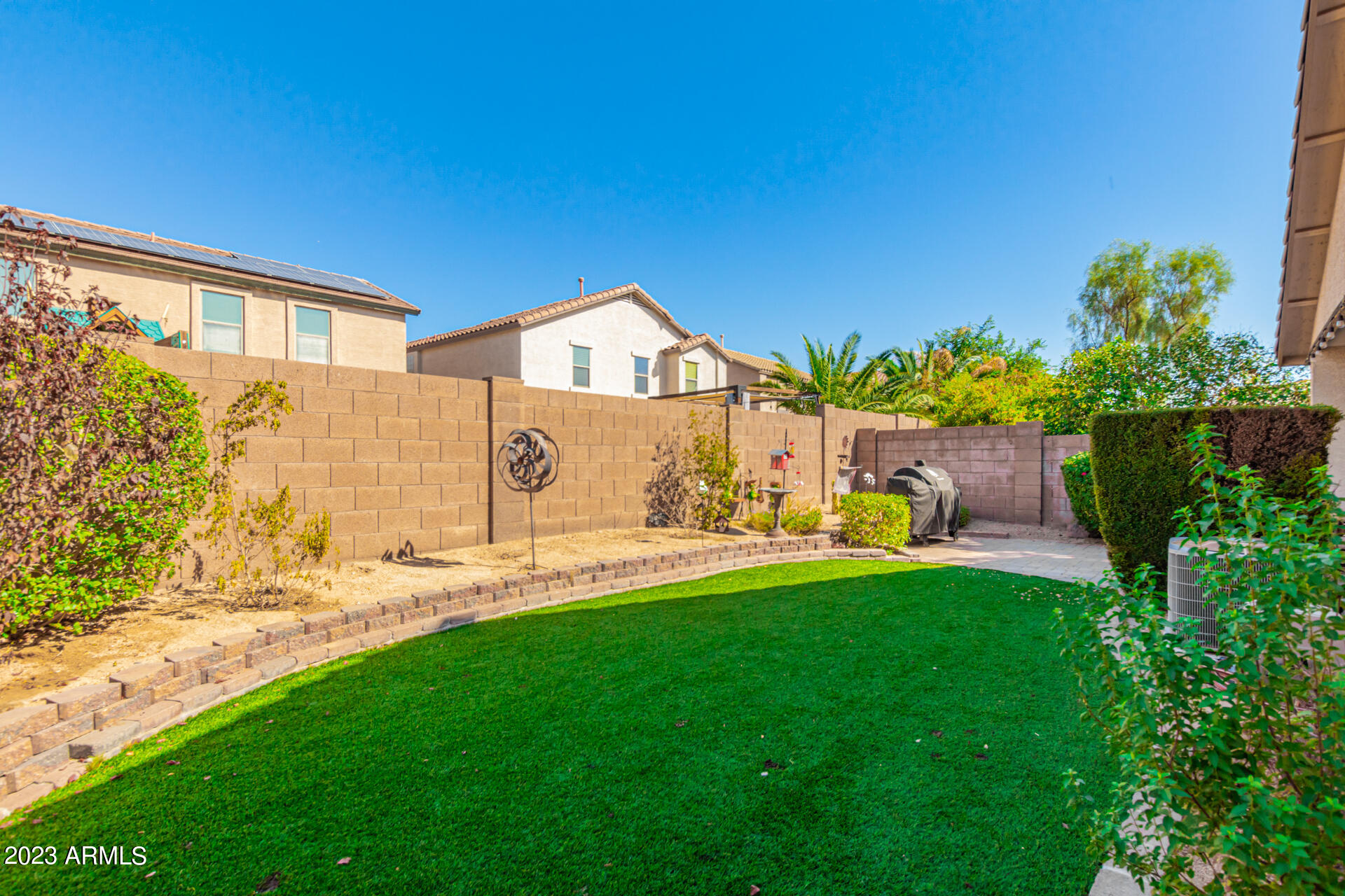 2432 W SILVER SAGE Lane