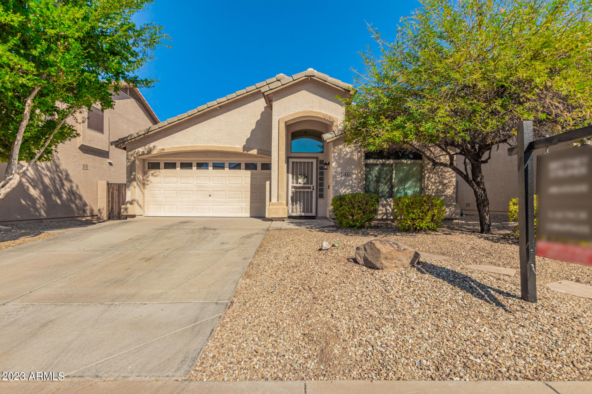 2432 W SILVER SAGE Lane