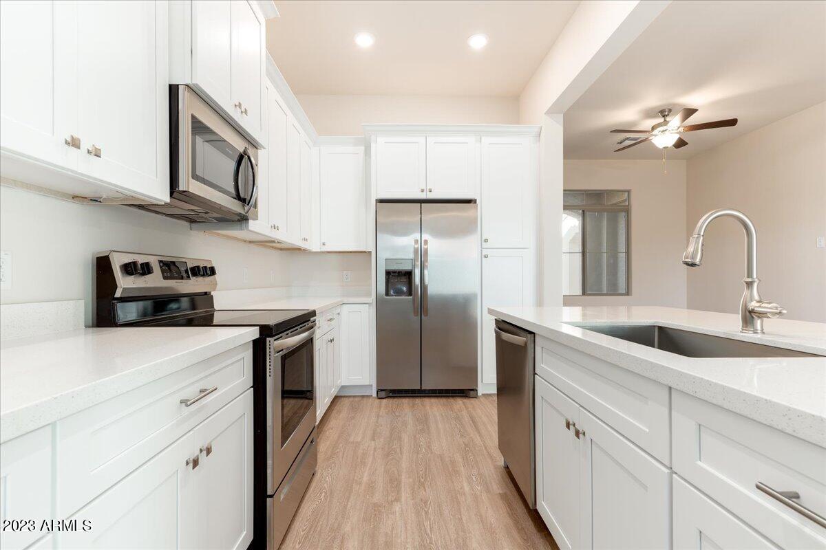 1500 E WAHALLA Lane Unit: W4