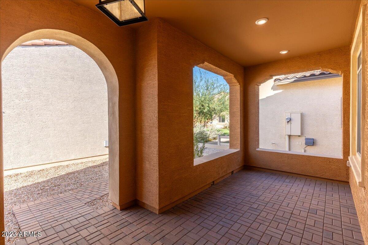 1500 E WAHALLA Lane Unit: W7