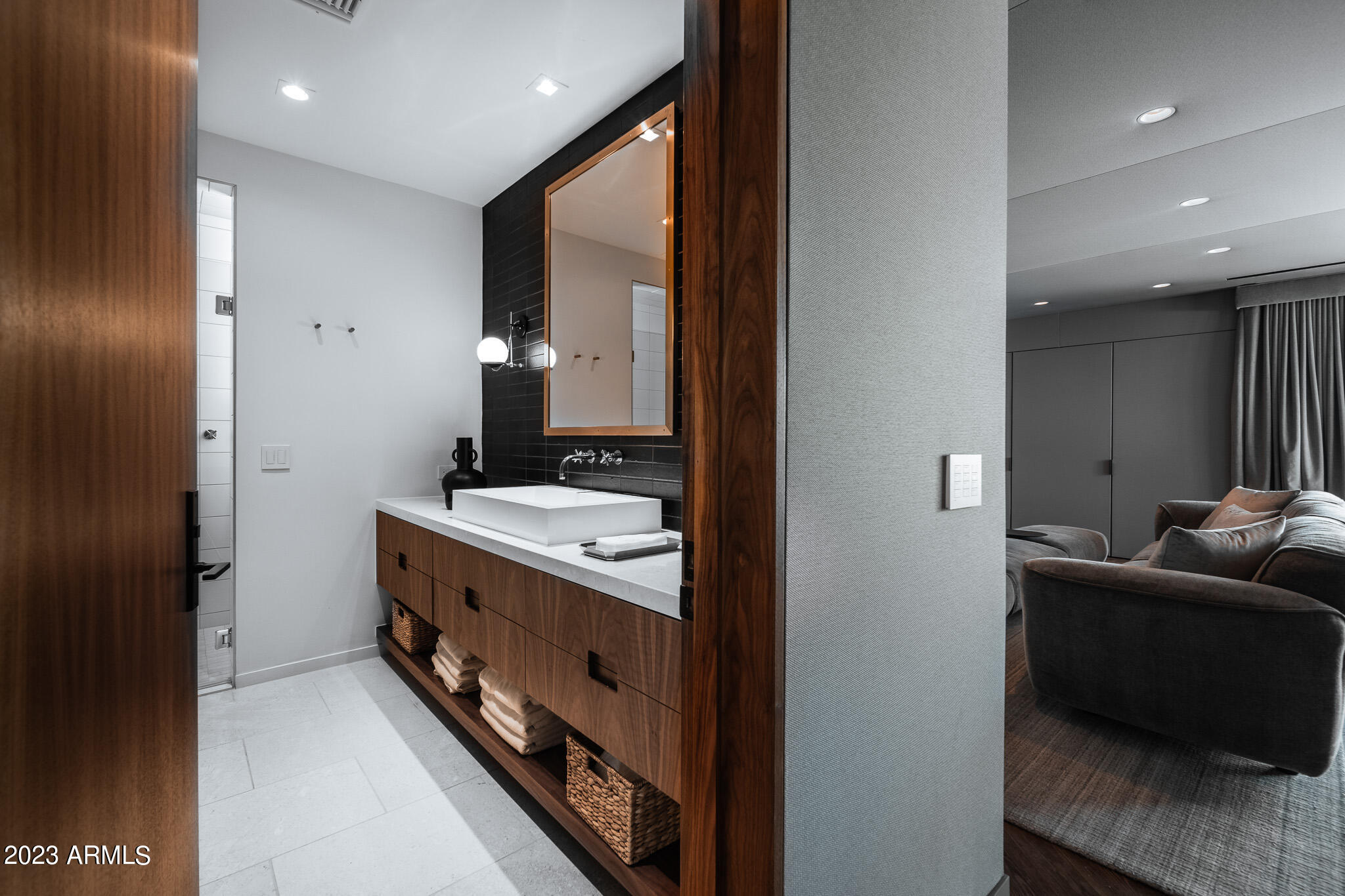 4645 E QUARTZ MOUNTAIN Road