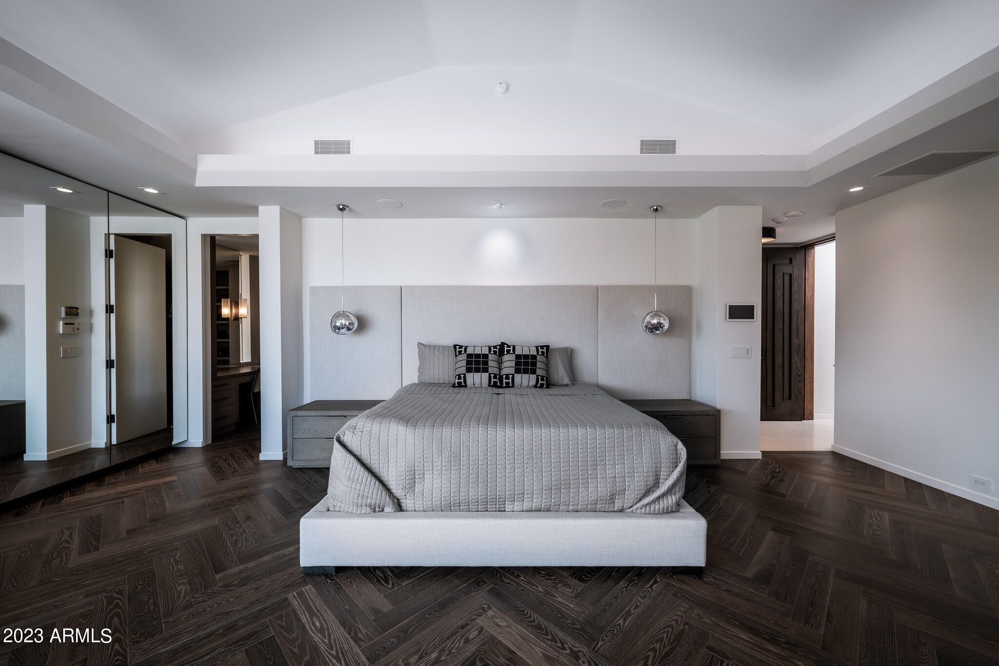 4645 E QUARTZ MOUNTAIN Road