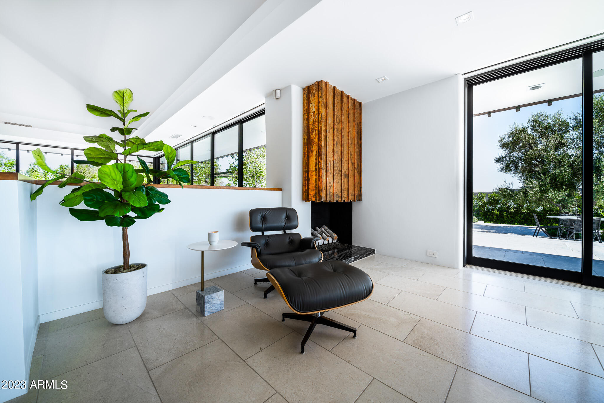 4645 E QUARTZ MOUNTAIN Road