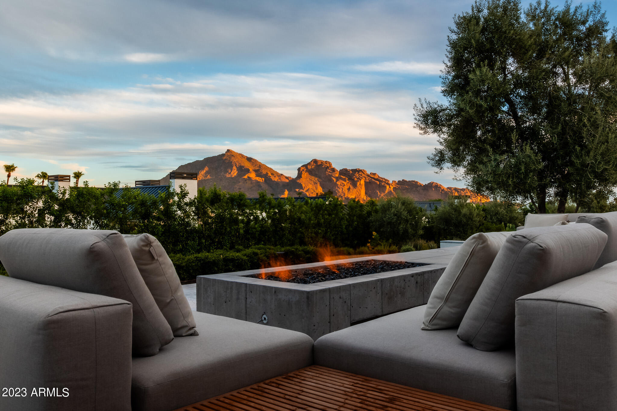 4645 E QUARTZ MOUNTAIN Road