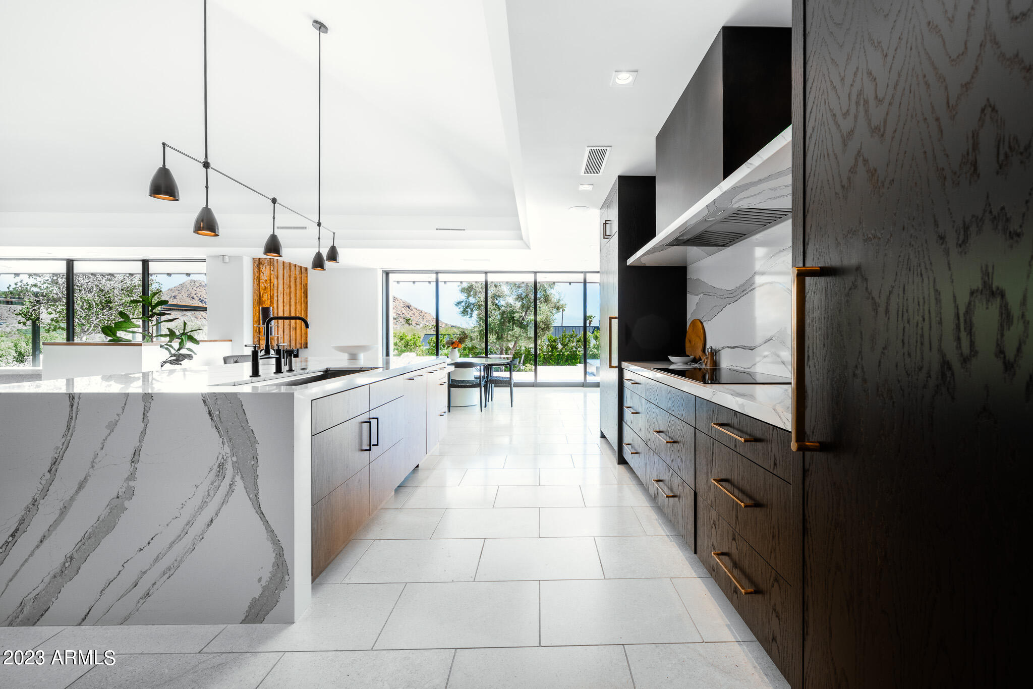 4645 E QUARTZ MOUNTAIN Road