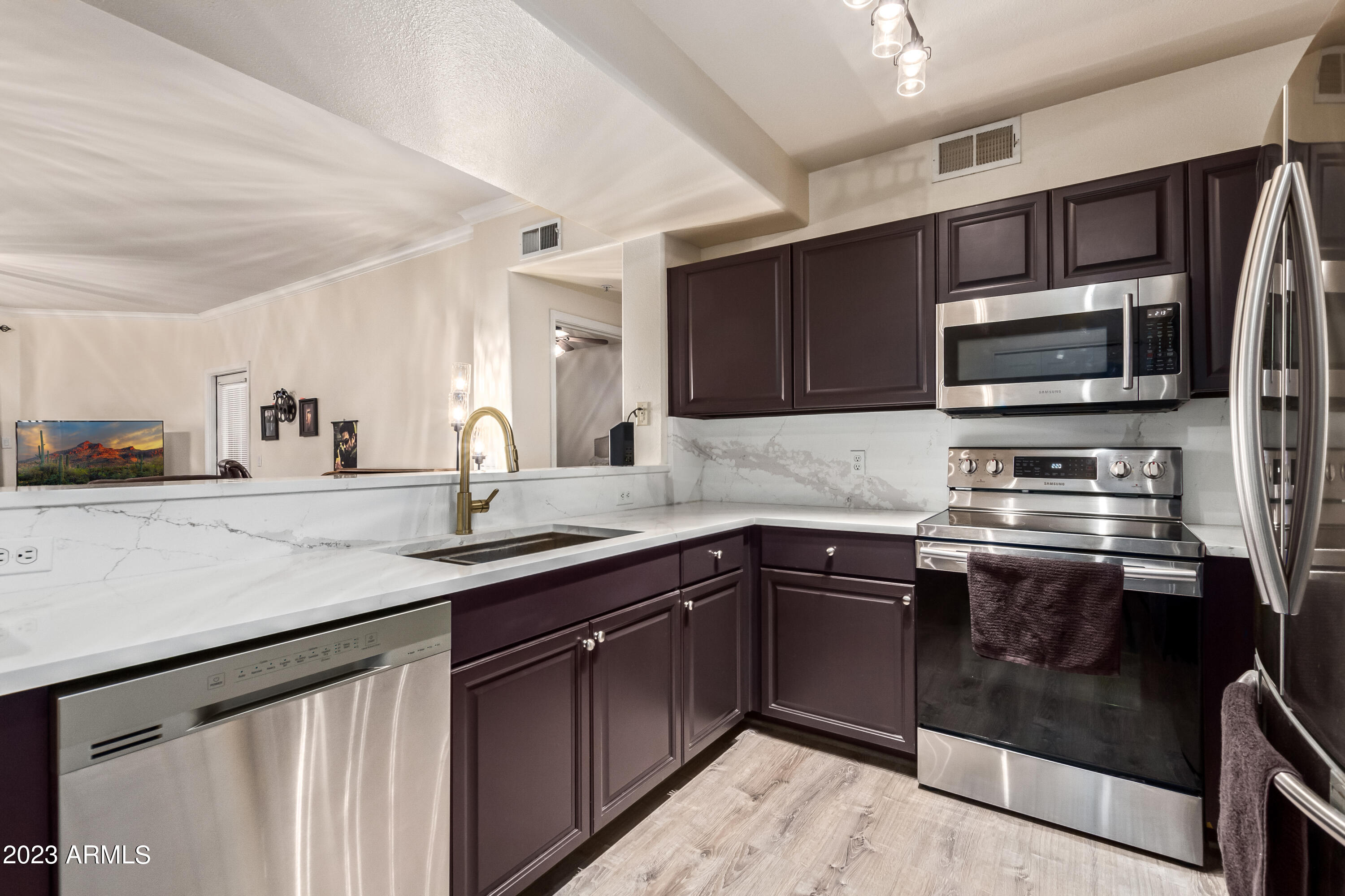 19777 N 76TH Street Unit: 1180