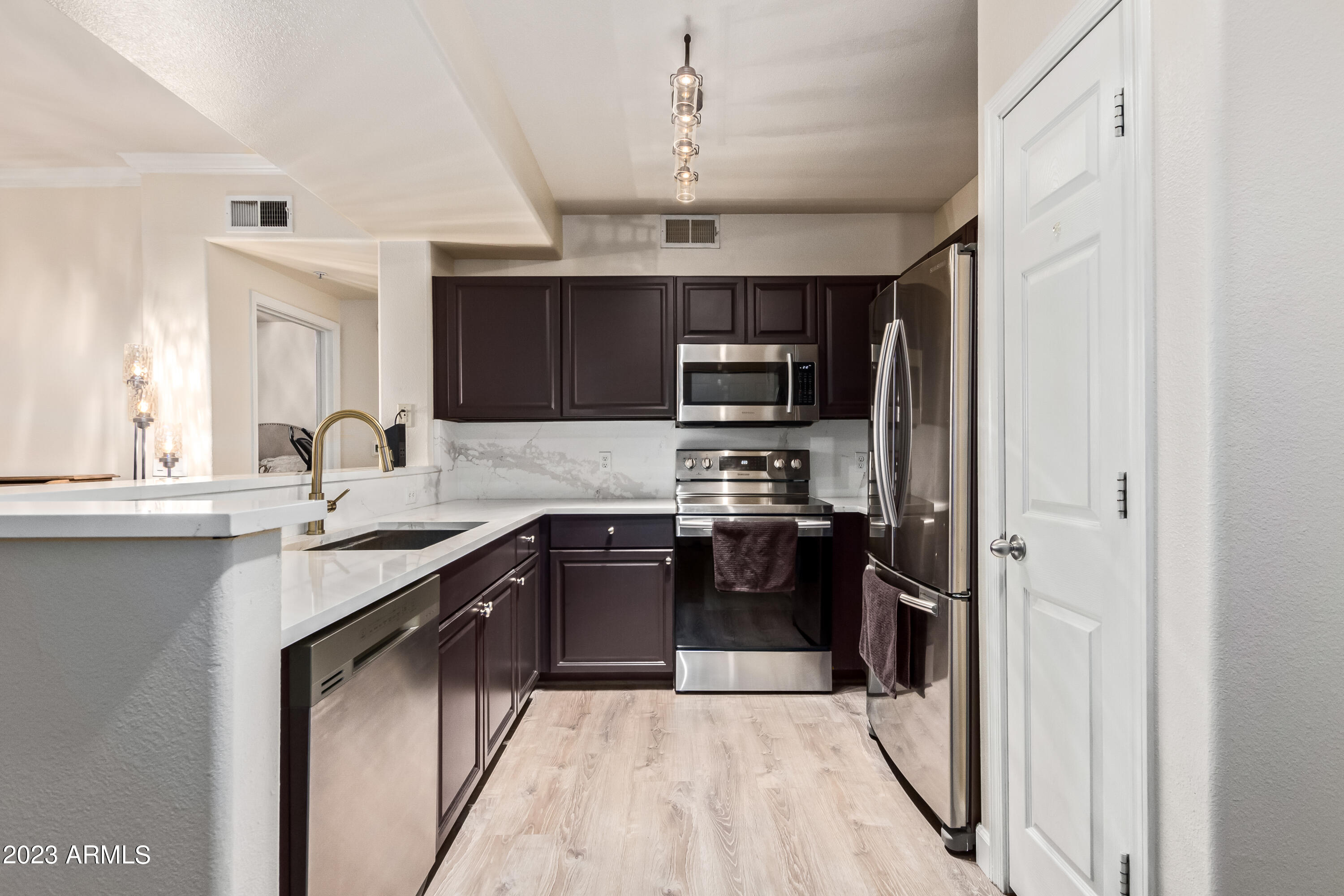 19777 N 76TH Street Unit: 1180