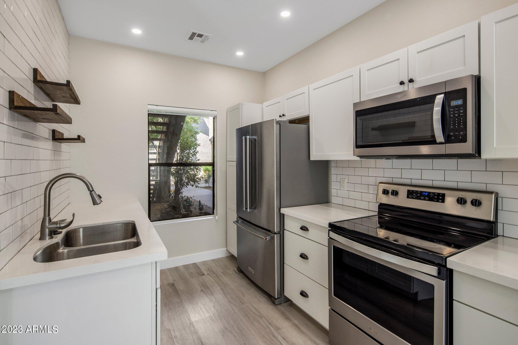 9600 N 96 Street Unit: 130