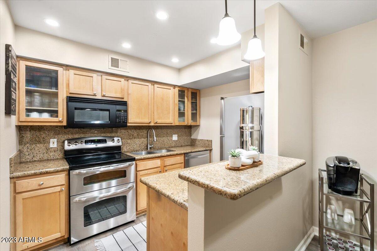 4410 N LONGVIEW Avenue Unit: 109