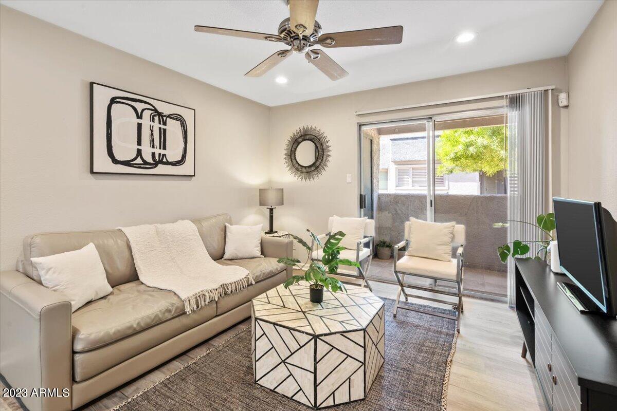 4410 N LONGVIEW Avenue Unit: 109