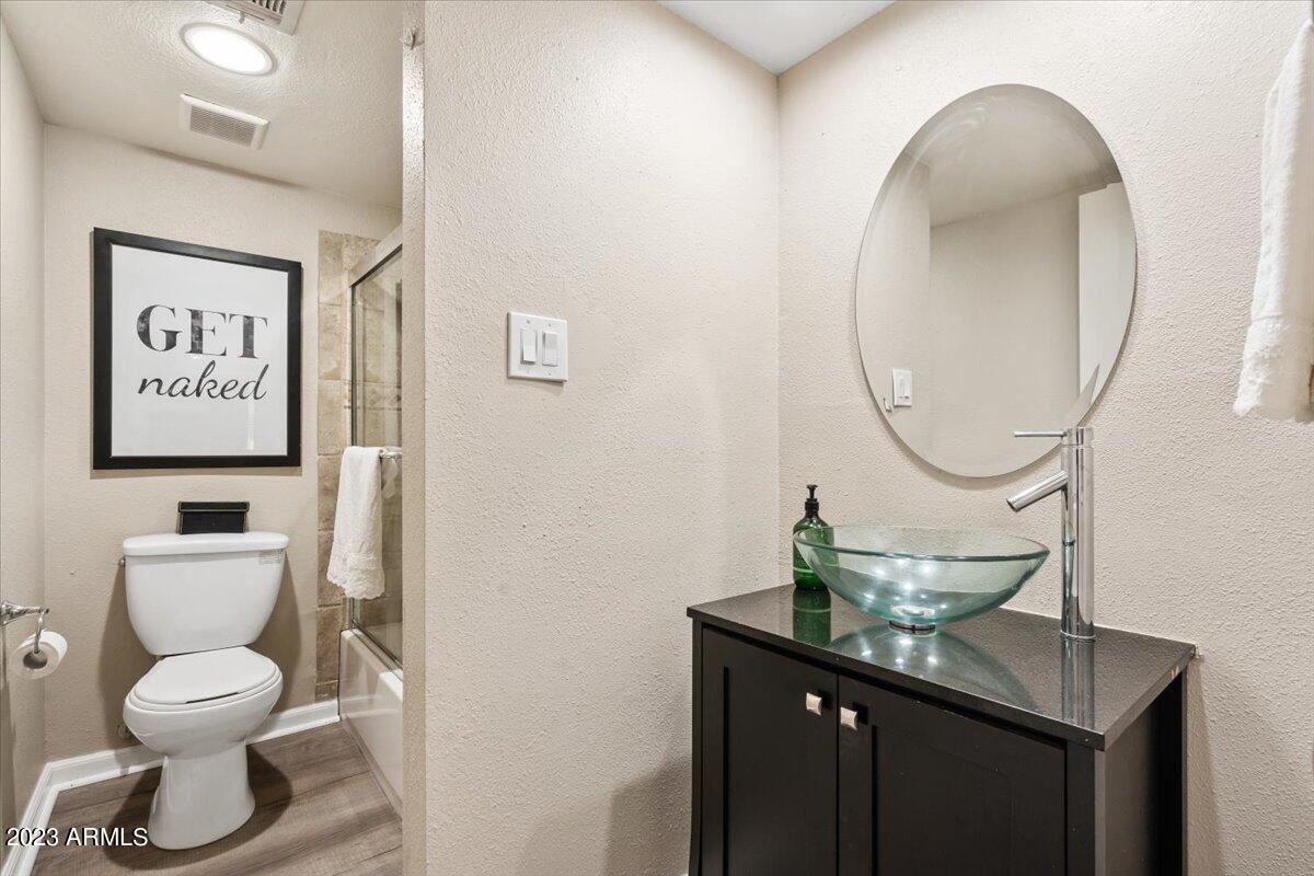 4410 N LONGVIEW Avenue Unit: 109