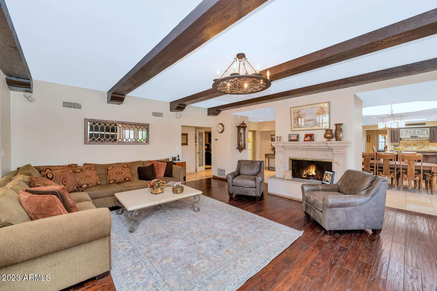8628 E SHARON Drive