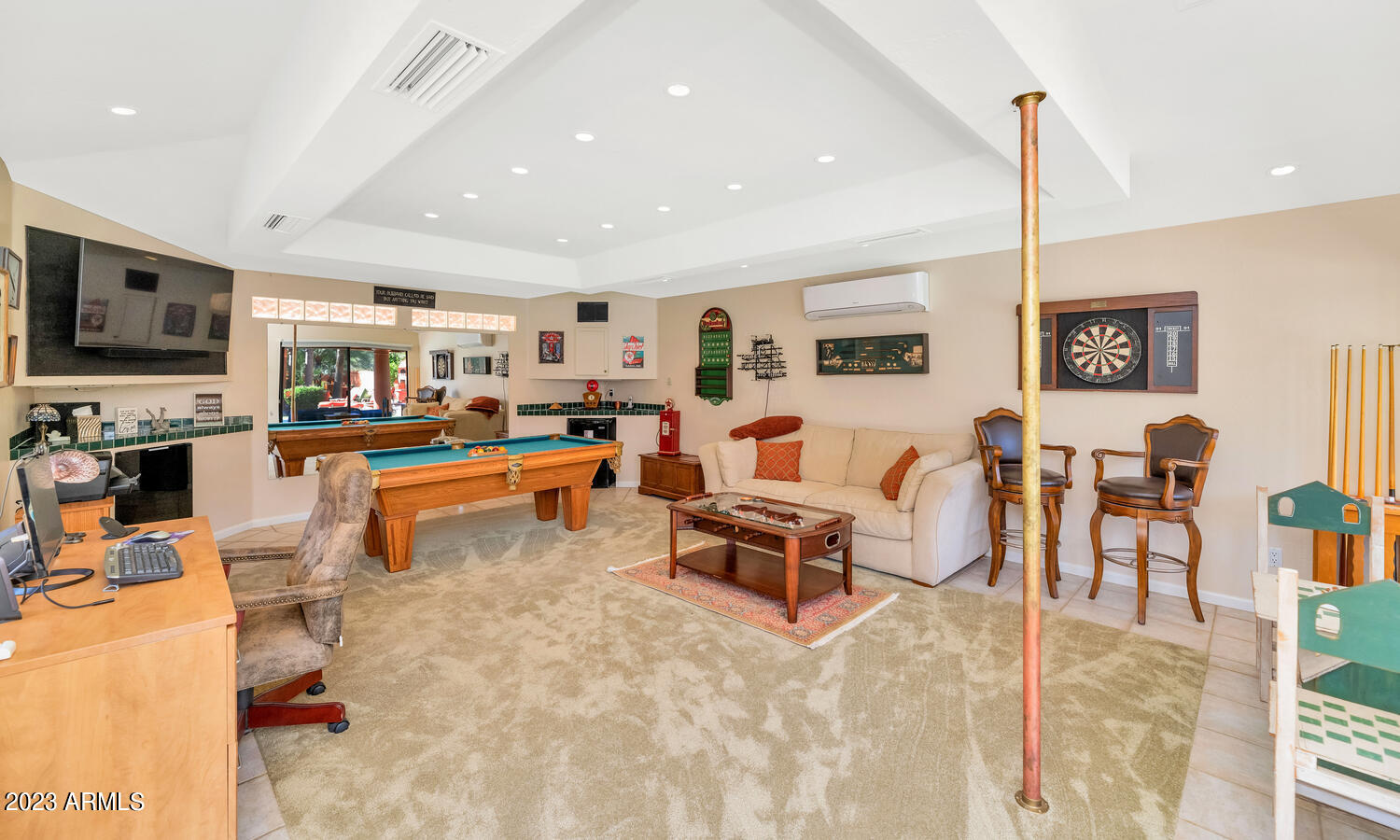 8628 E SHARON Drive