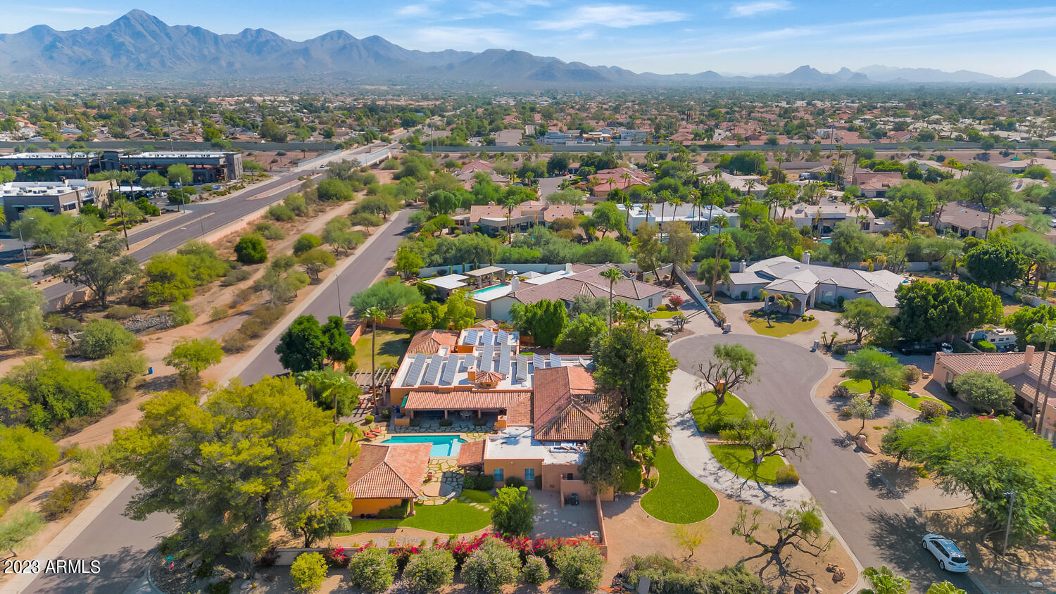 8628 E SHARON Drive