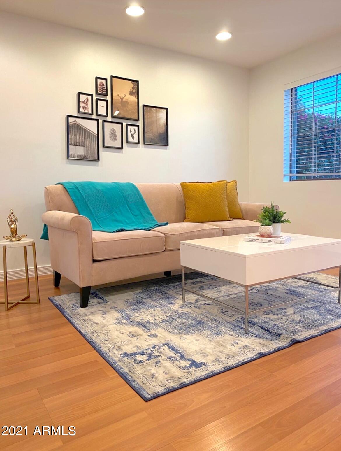 1850 E MARYLAND Avenue Unit: 63