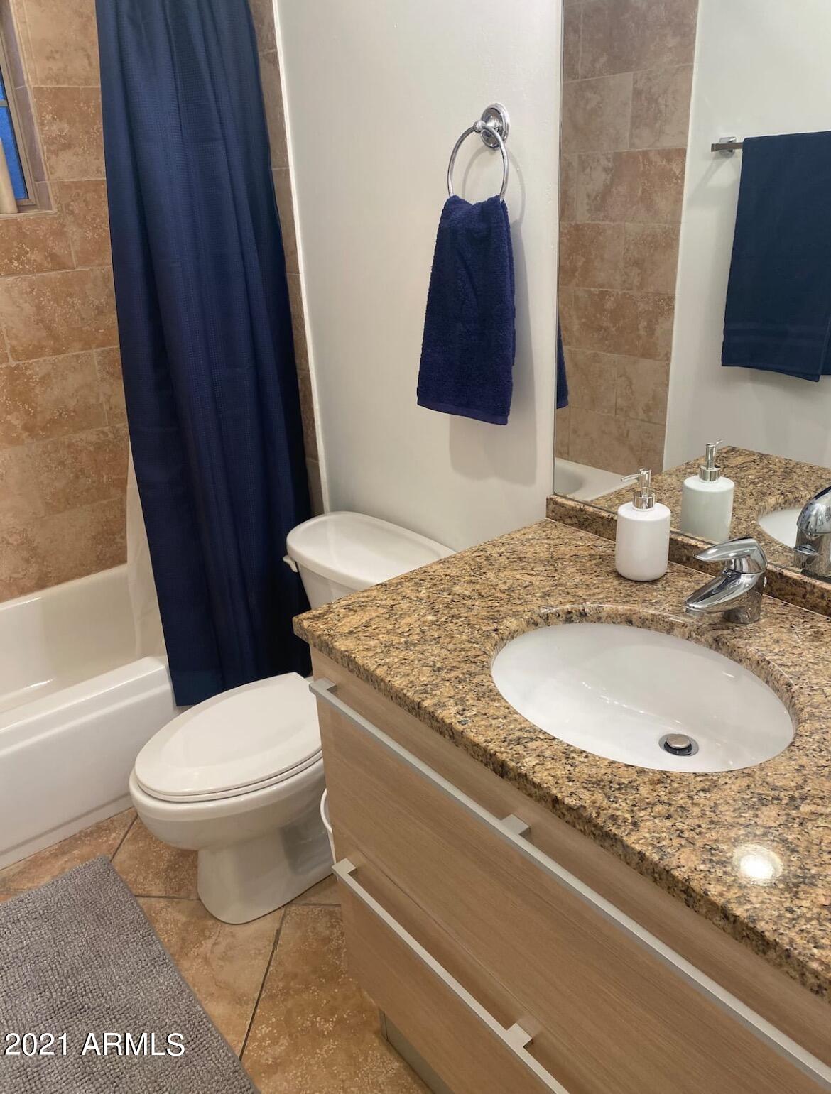 1850 E MARYLAND Avenue Unit: 63