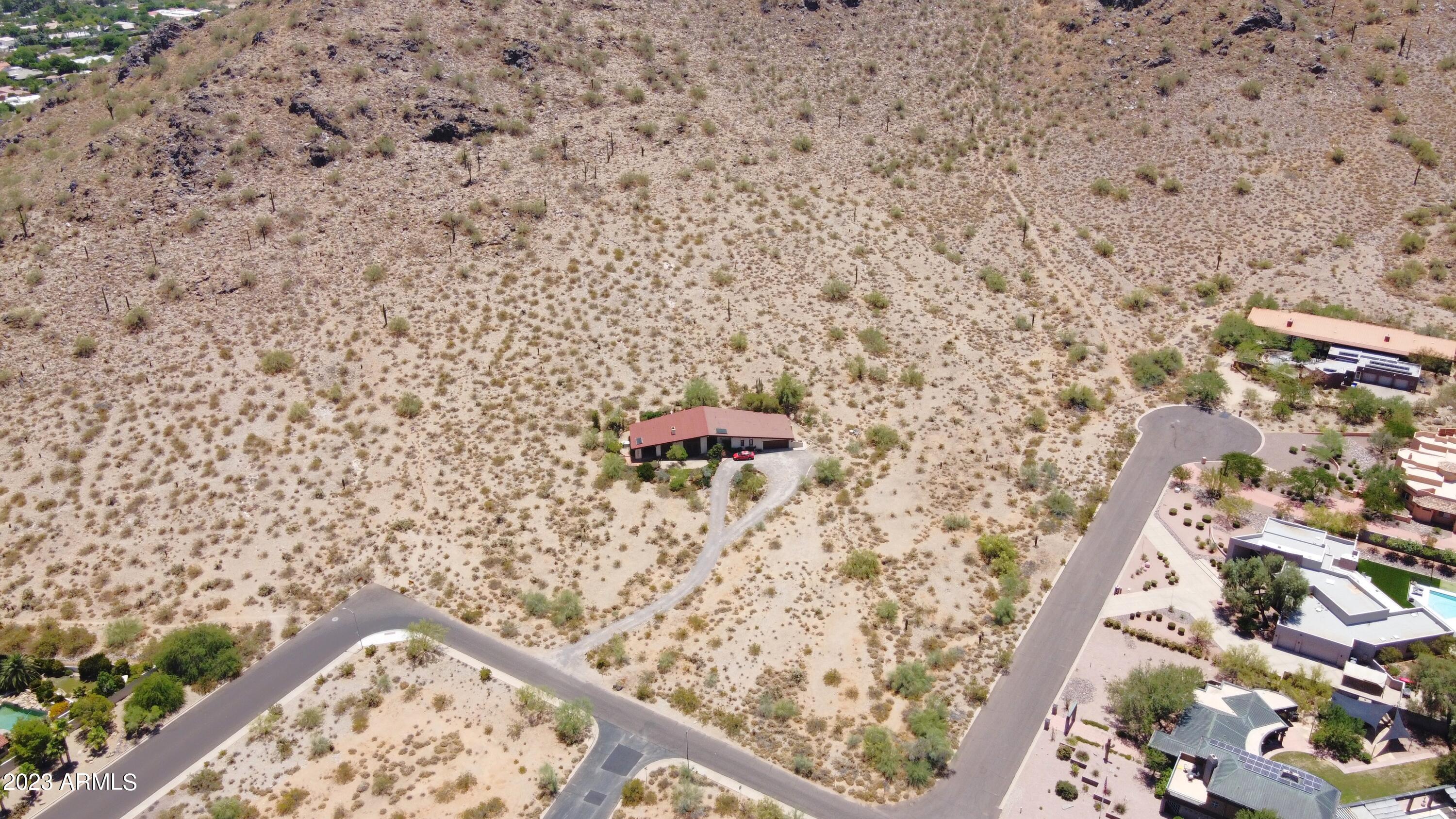 4343 E FANFOL Drive