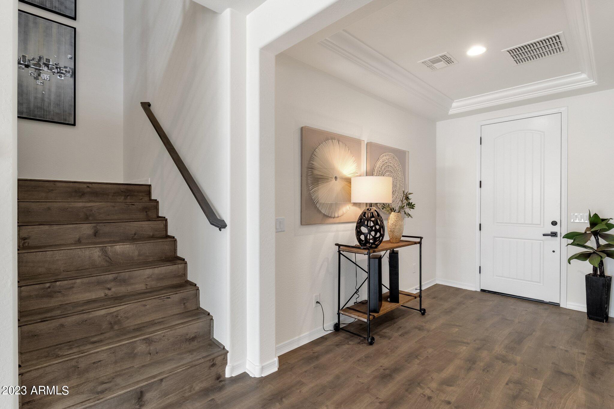 18849 W MESCAL Street