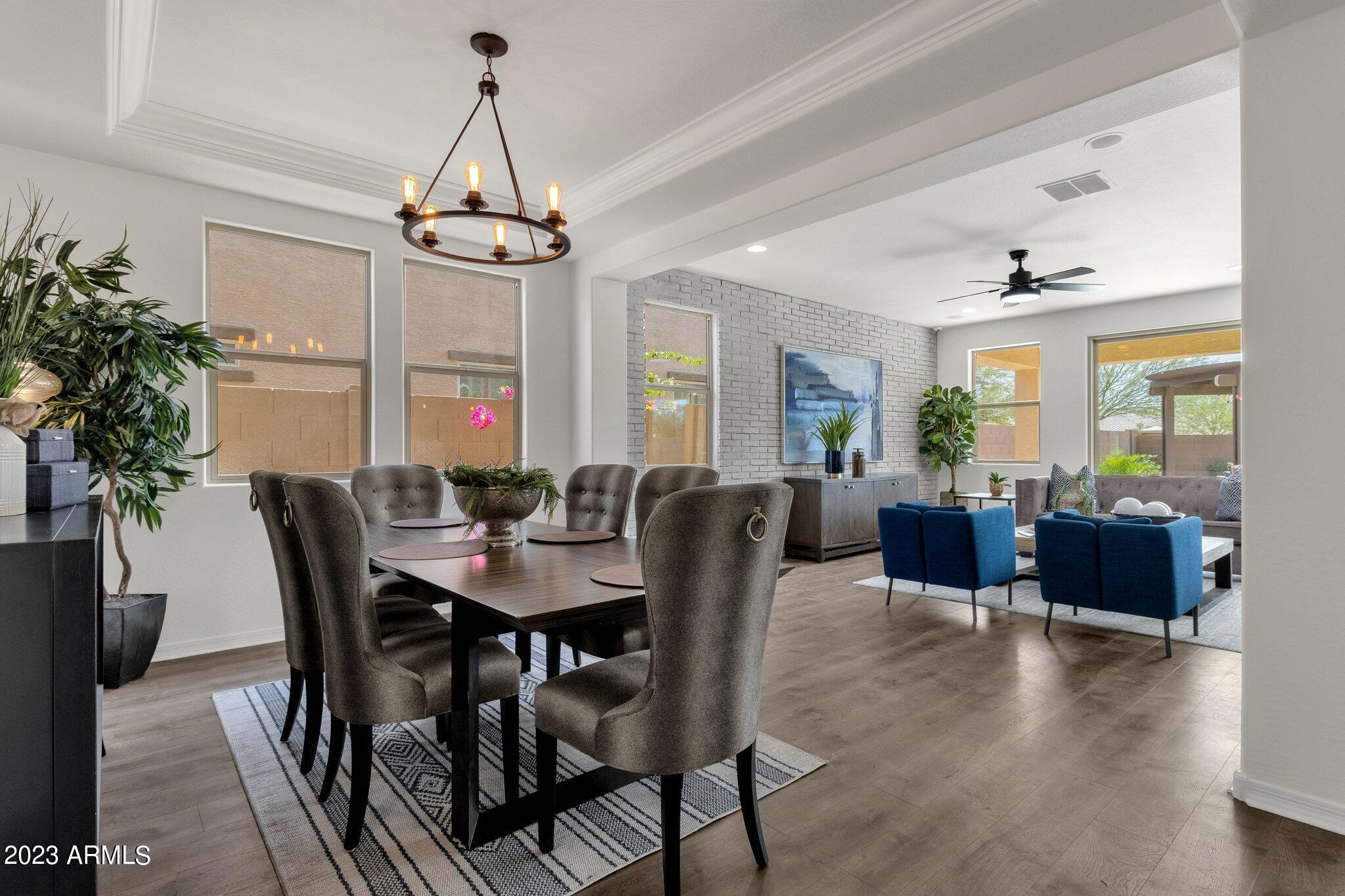 18849 W MESCAL Street