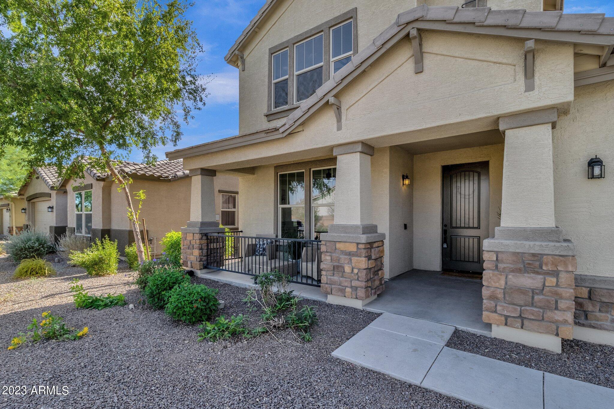 18849 W MESCAL Street