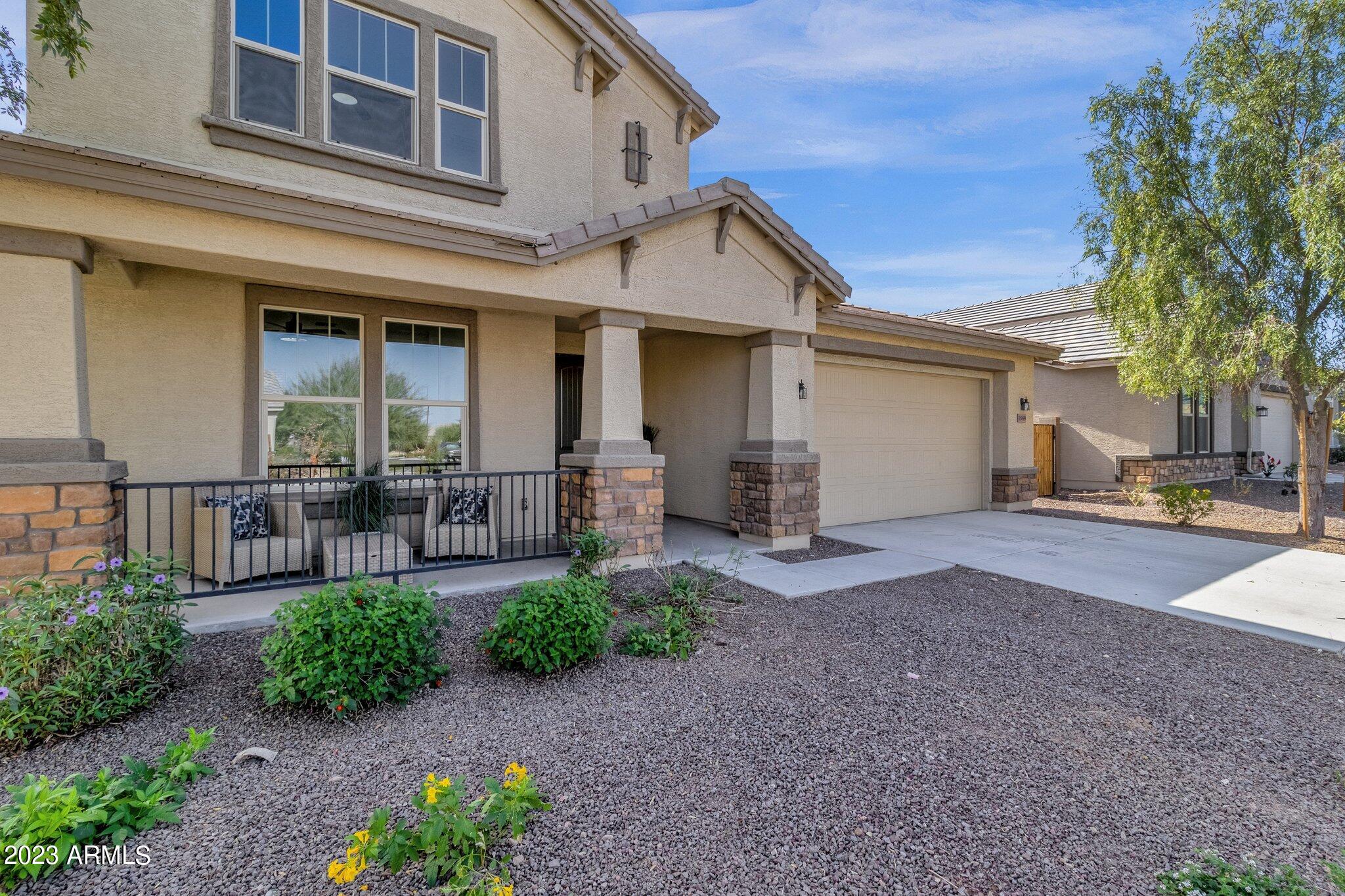 18849 W MESCAL Street