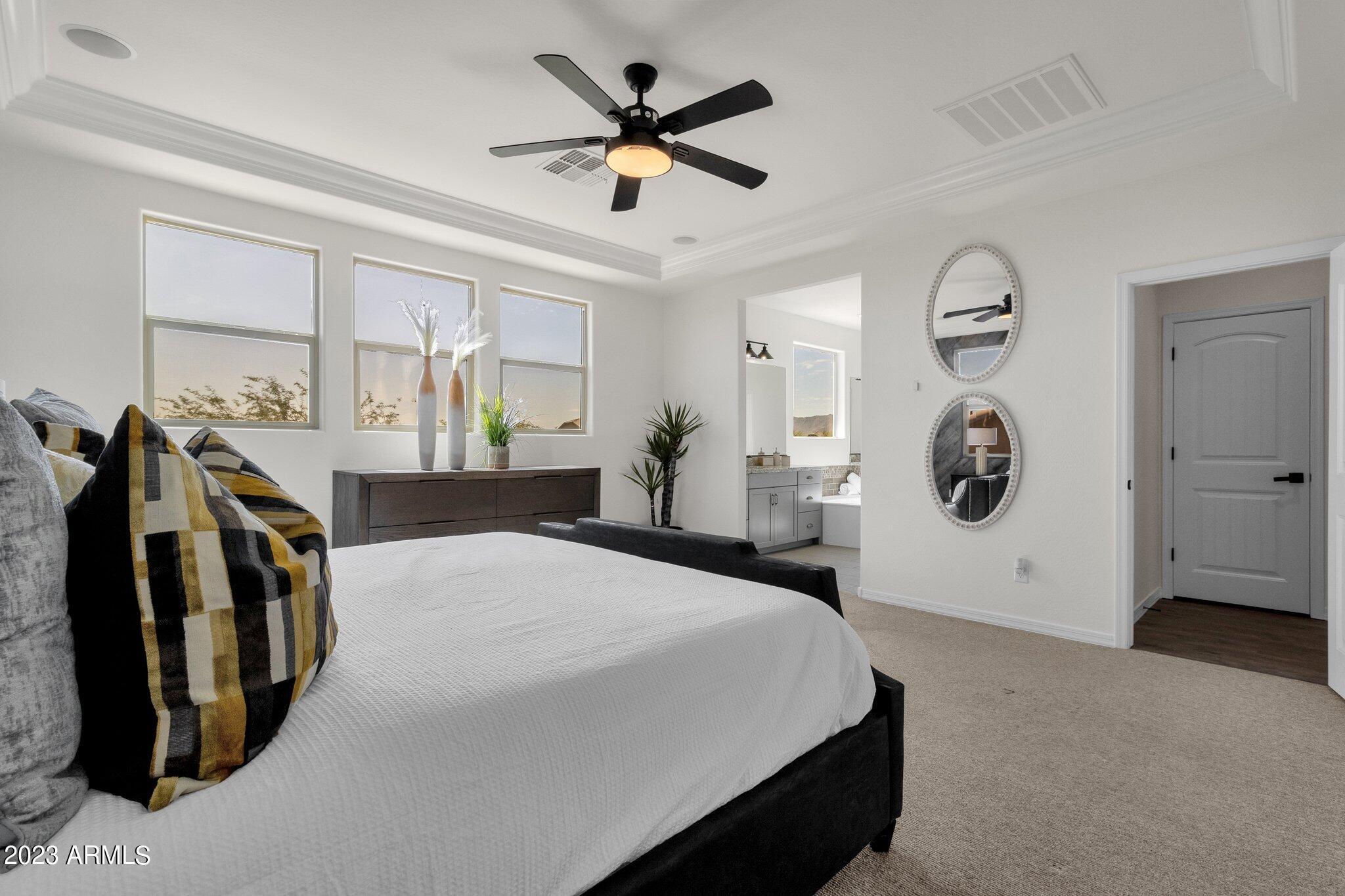 18849 W MESCAL Street