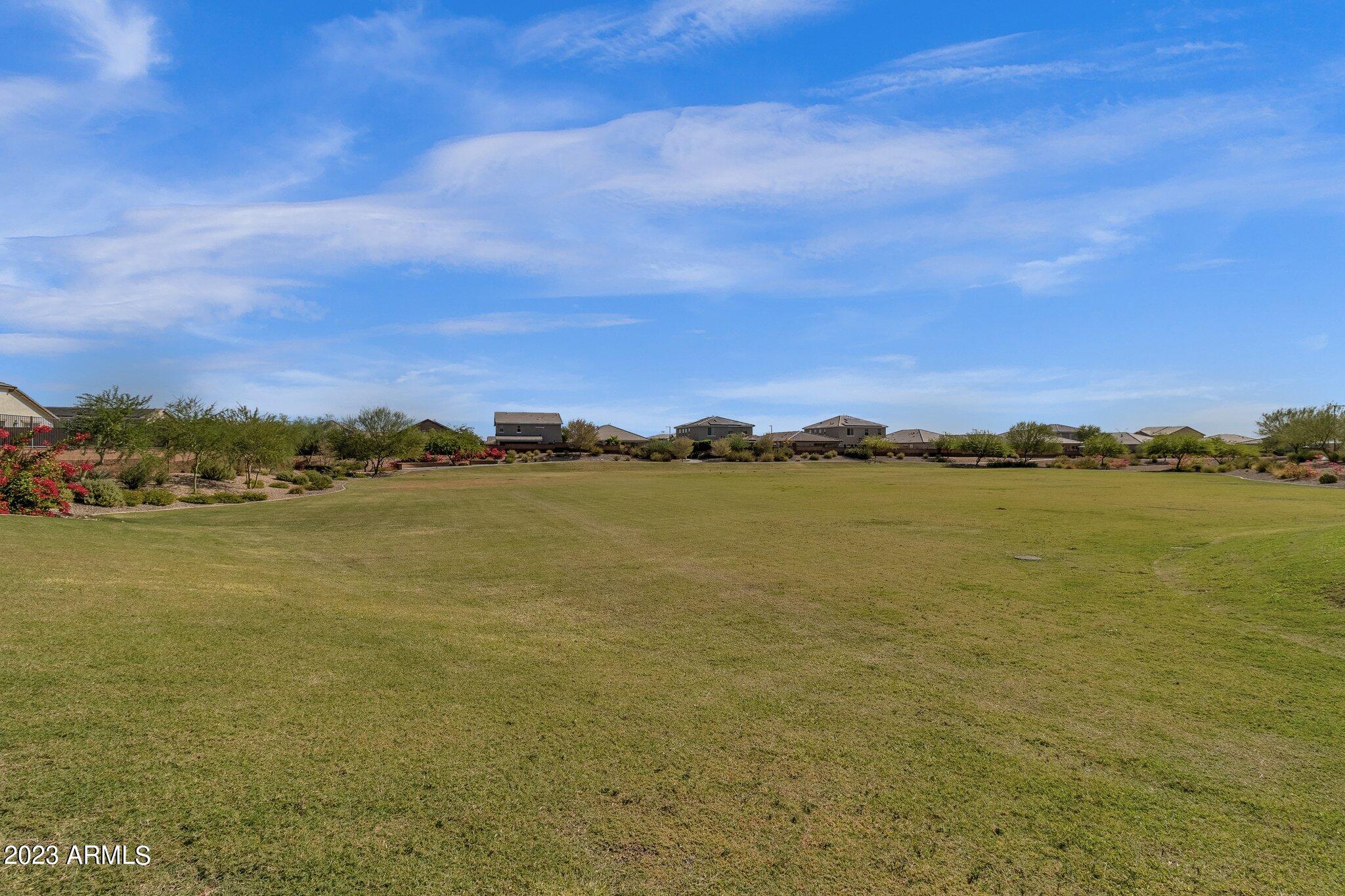 18849 W MESCAL Street