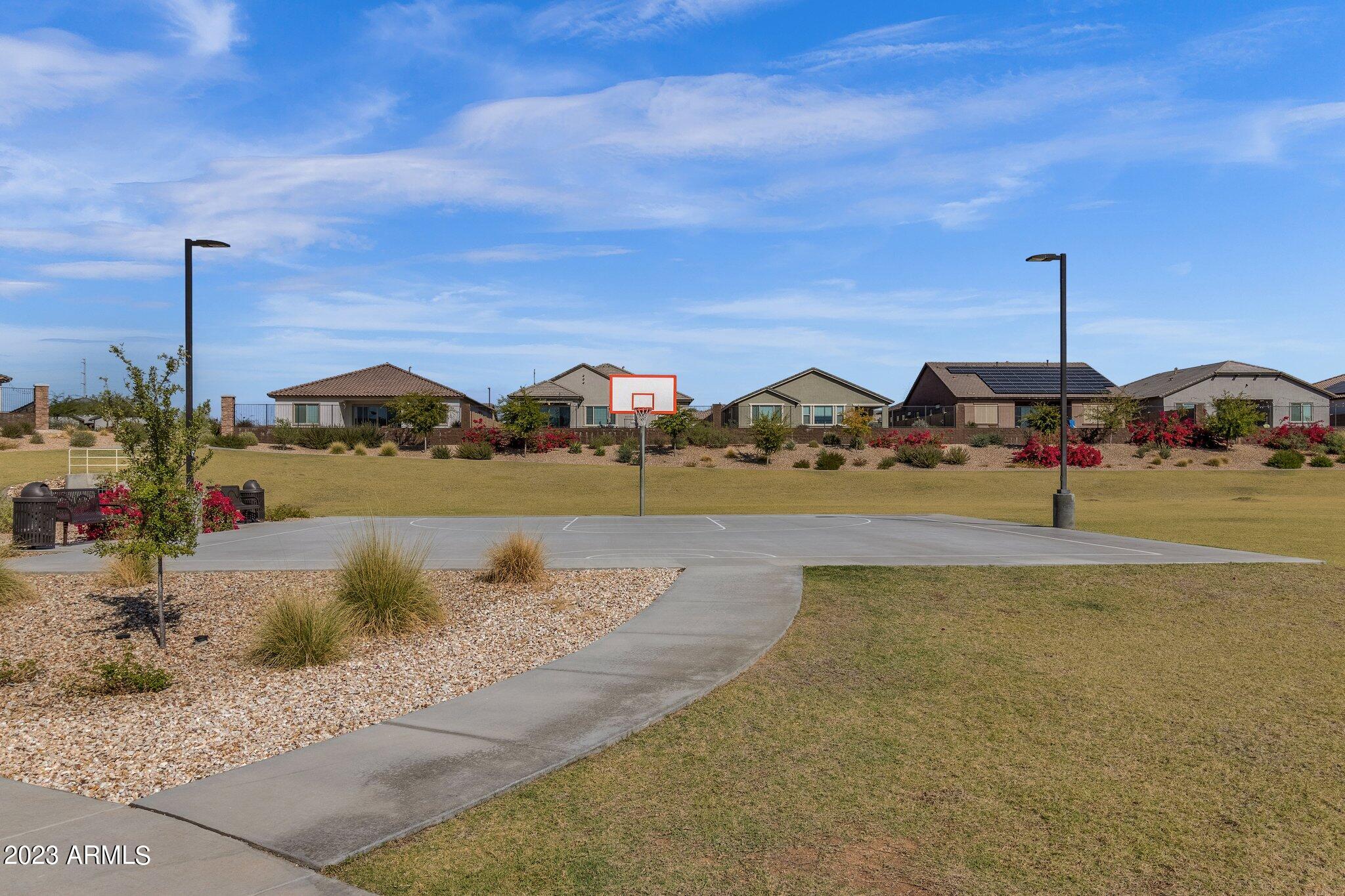 18849 W MESCAL Street