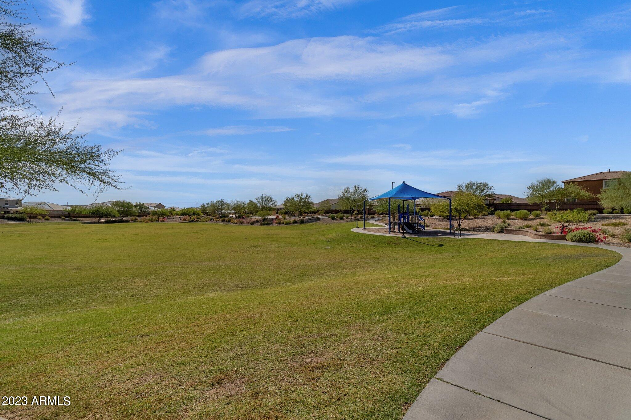 18849 W MESCAL Street