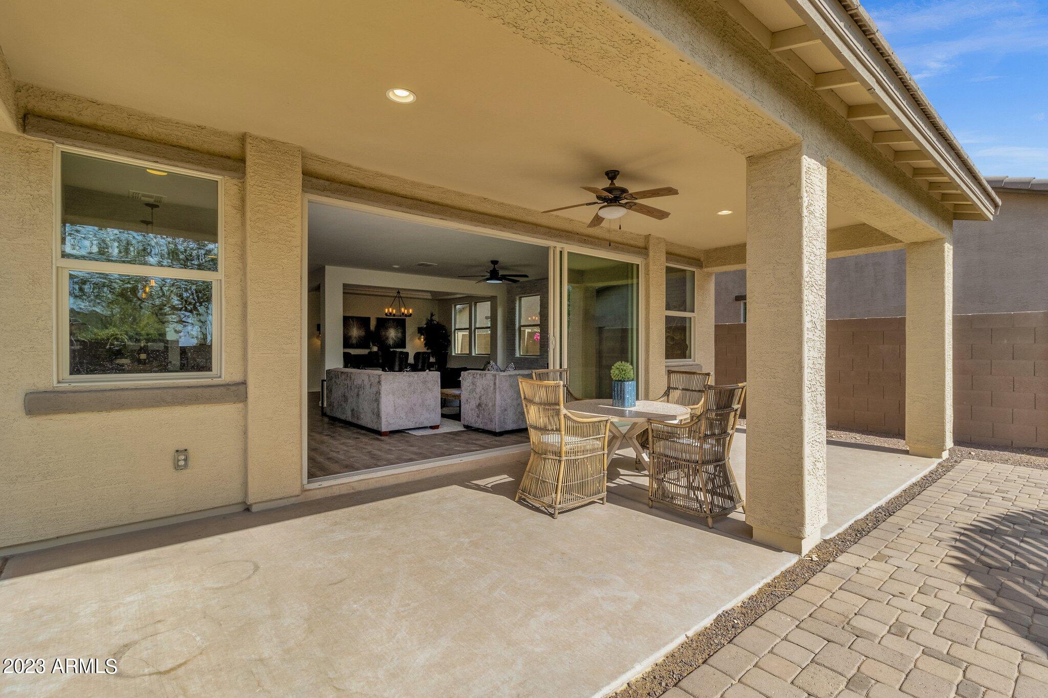 18849 W MESCAL Street