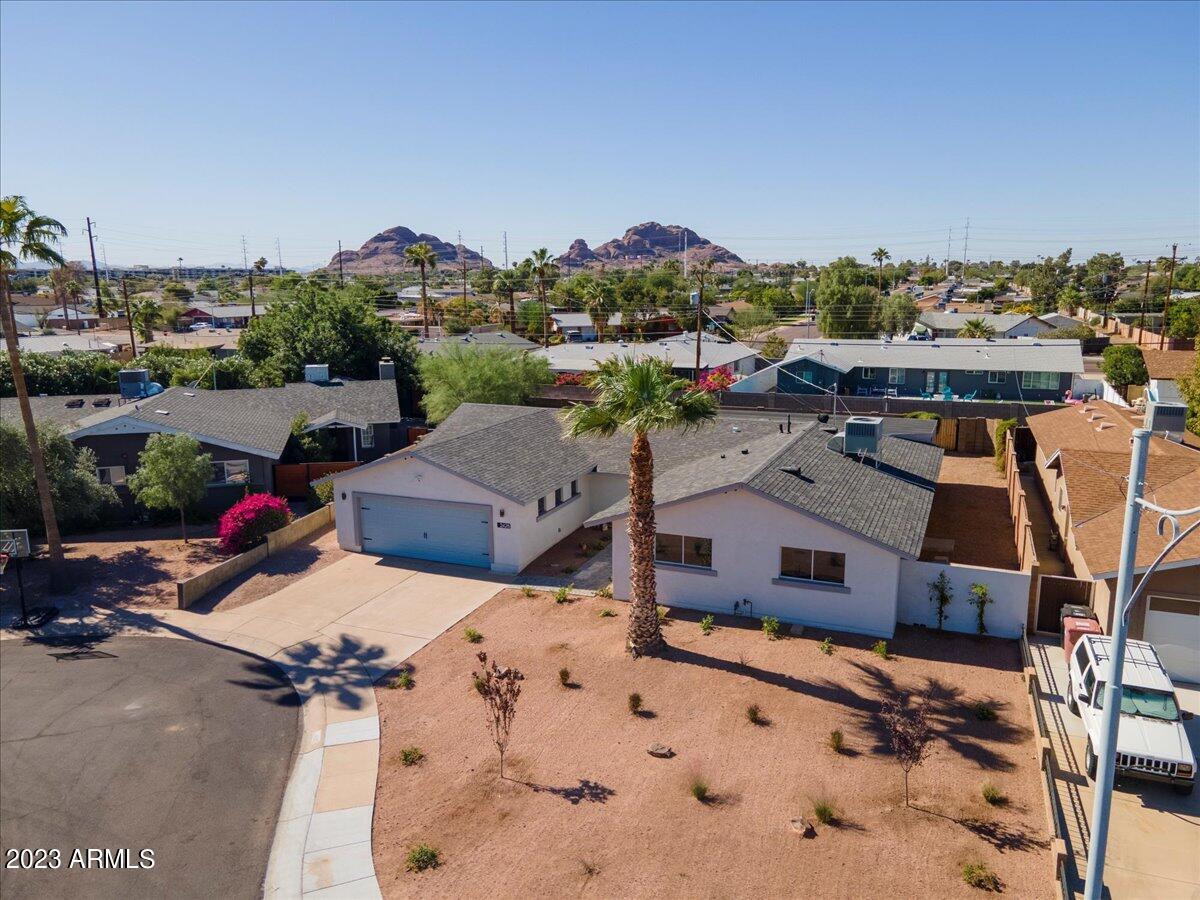 2428 N 68TH Place
