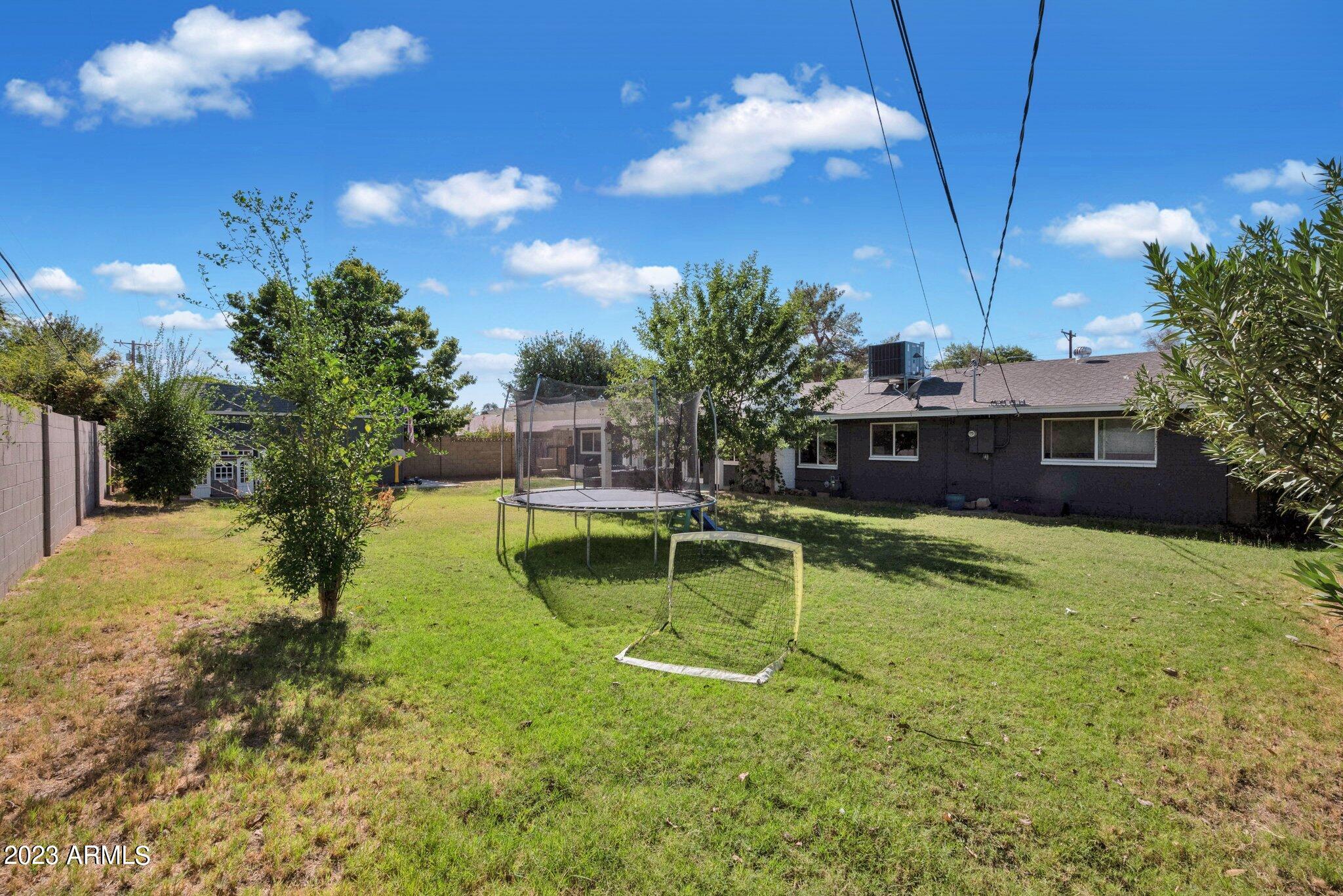 3223 N 41ST Street