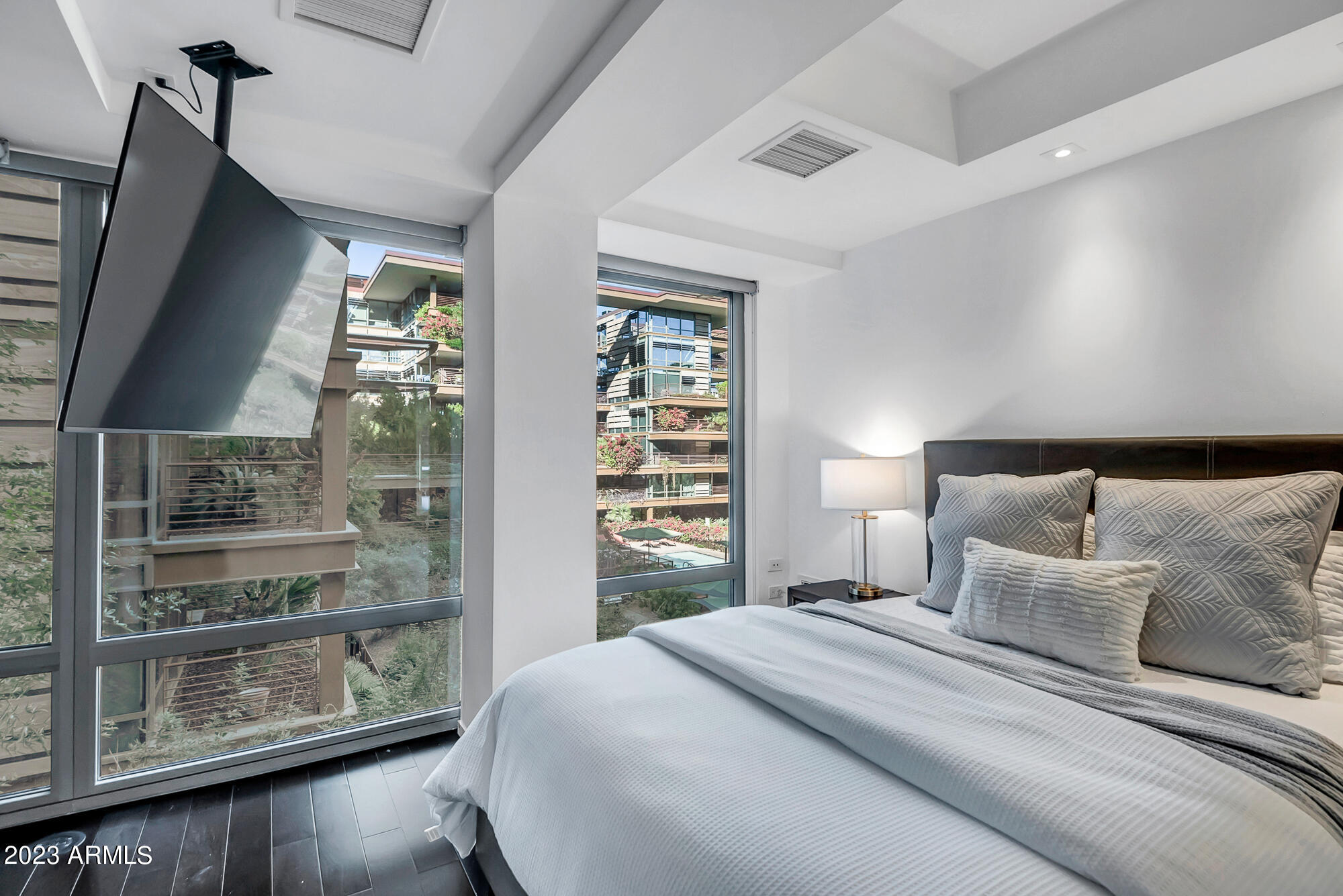 7167 E RANCHO VISTA Drive Unit: 3014