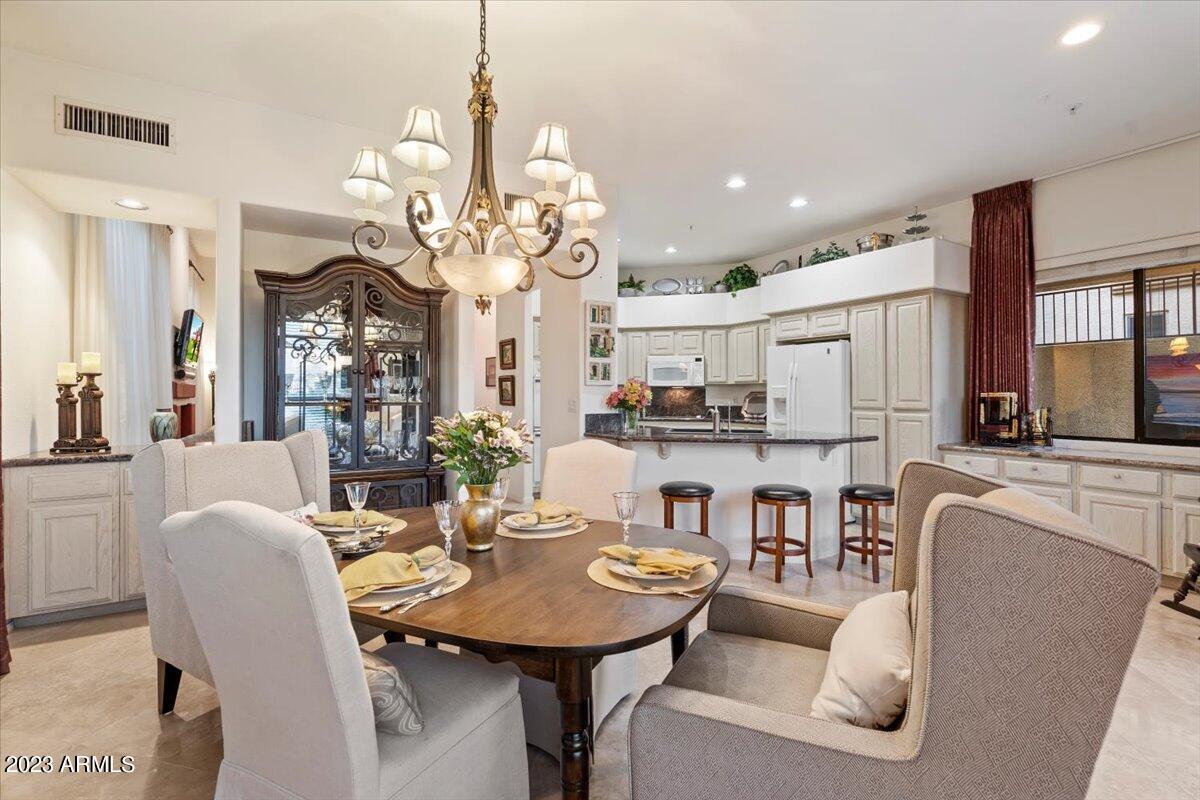8100 E CAMELBACK Road Unit: 101