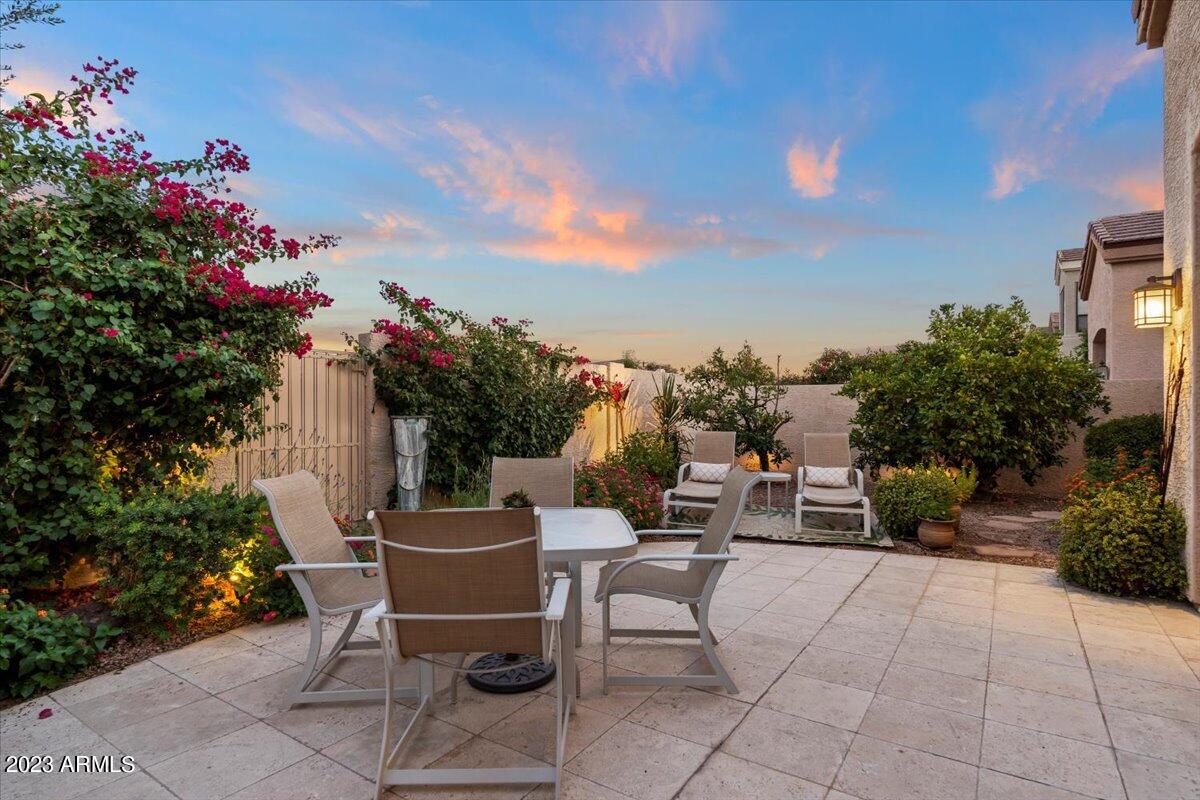 8100 E CAMELBACK Road Unit: 101