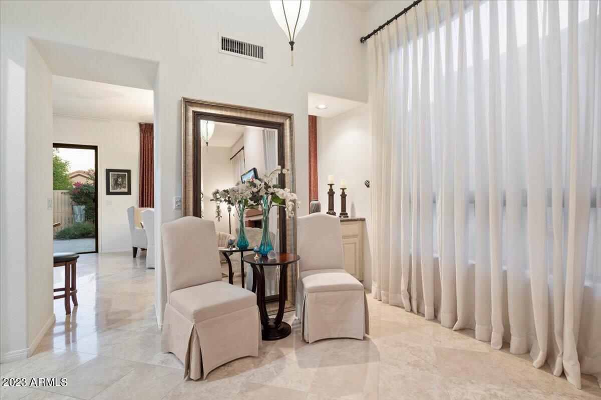 8100 E CAMELBACK Road Unit: 101