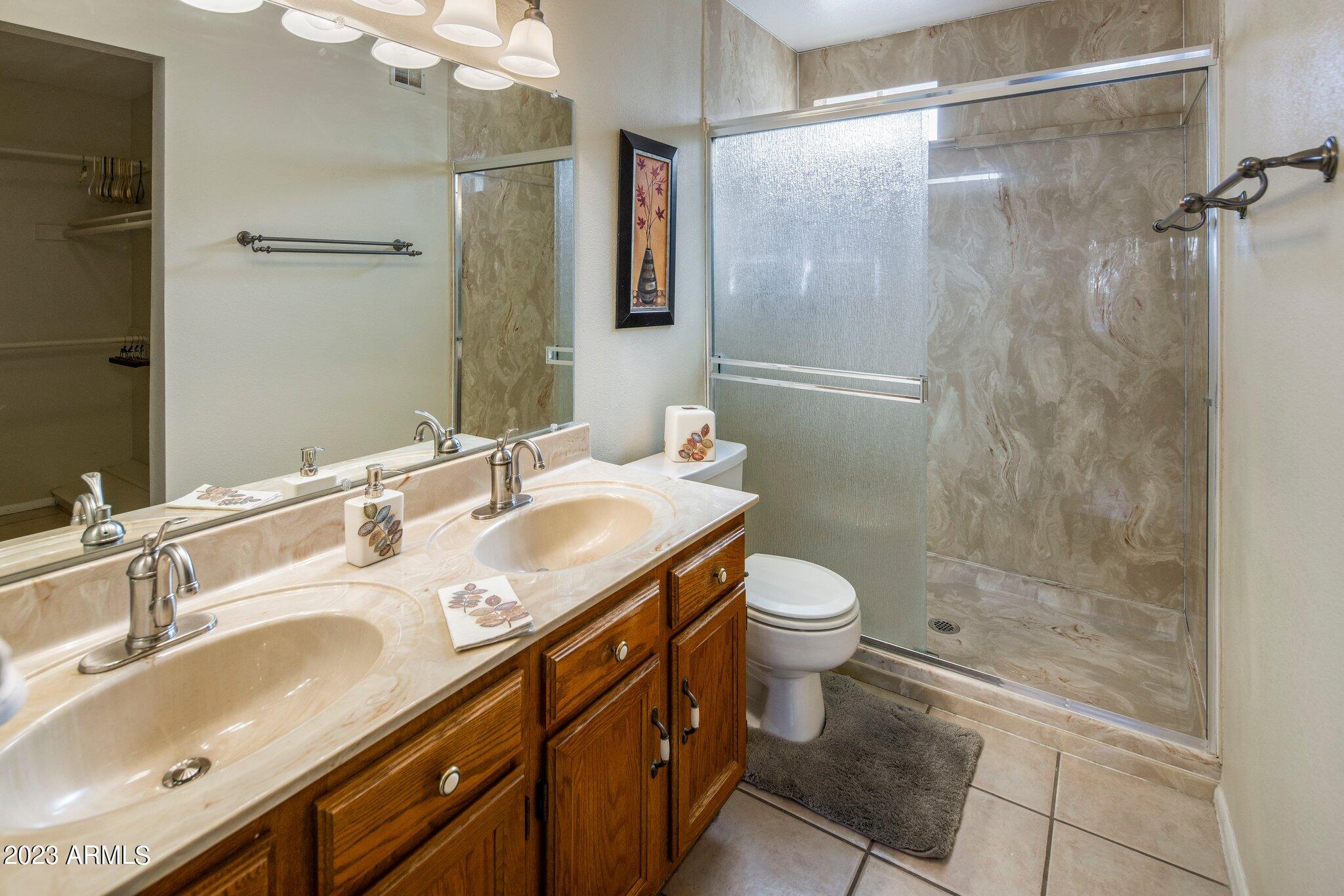 2020 W UNION HILLS Drive Unit: 115