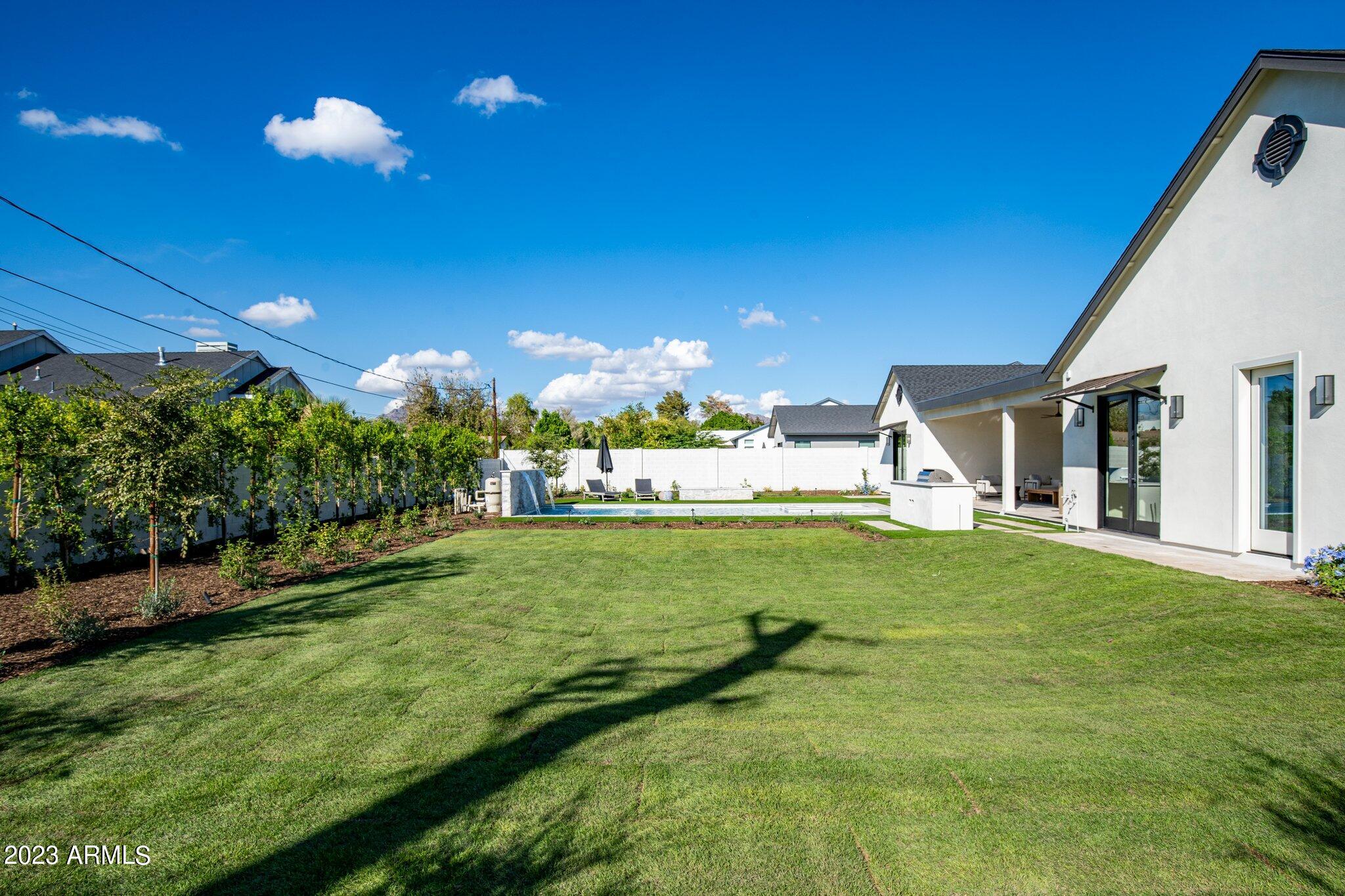 4424 N 38TH Street