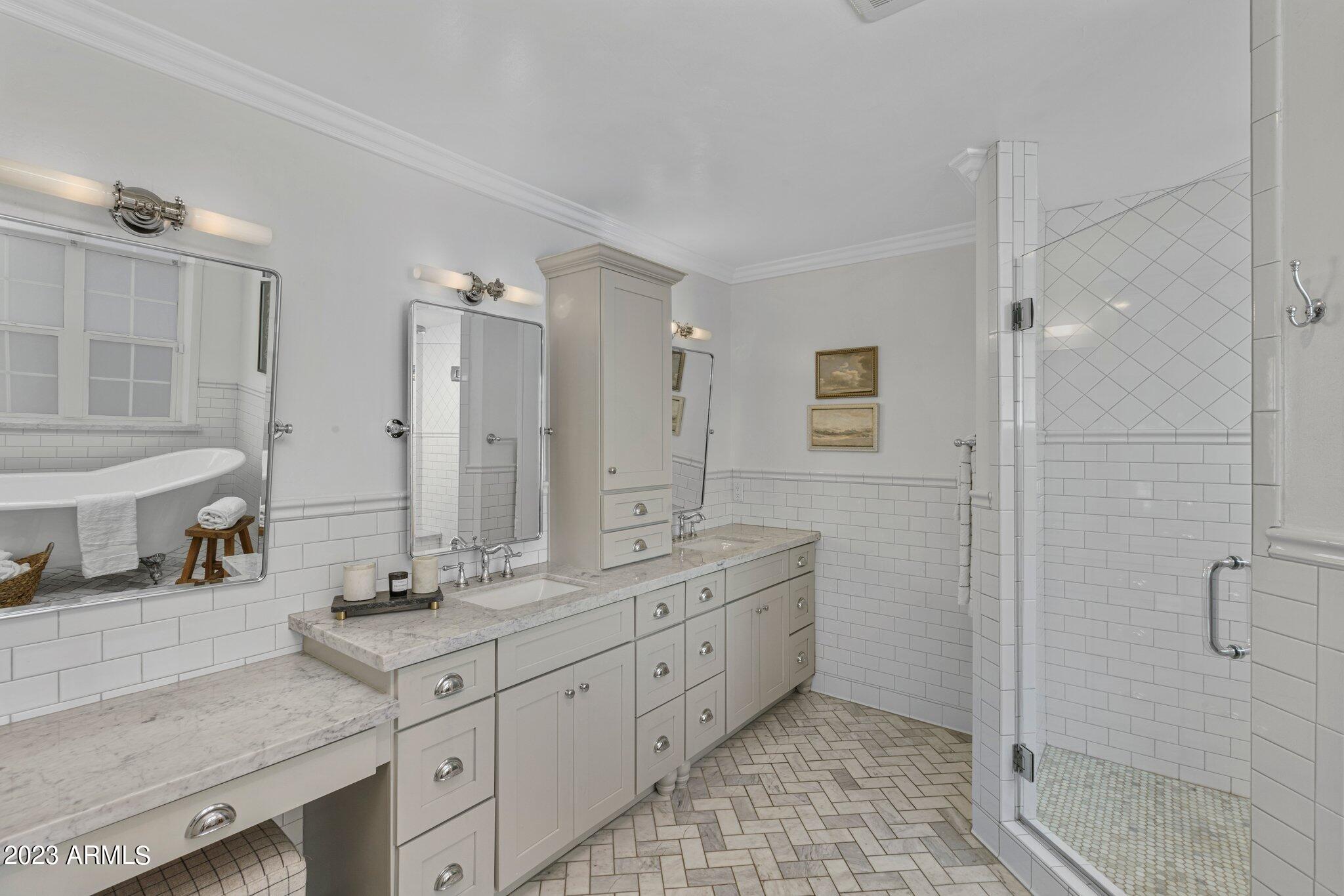 4620 N AVENIDA DEL PUENTE --