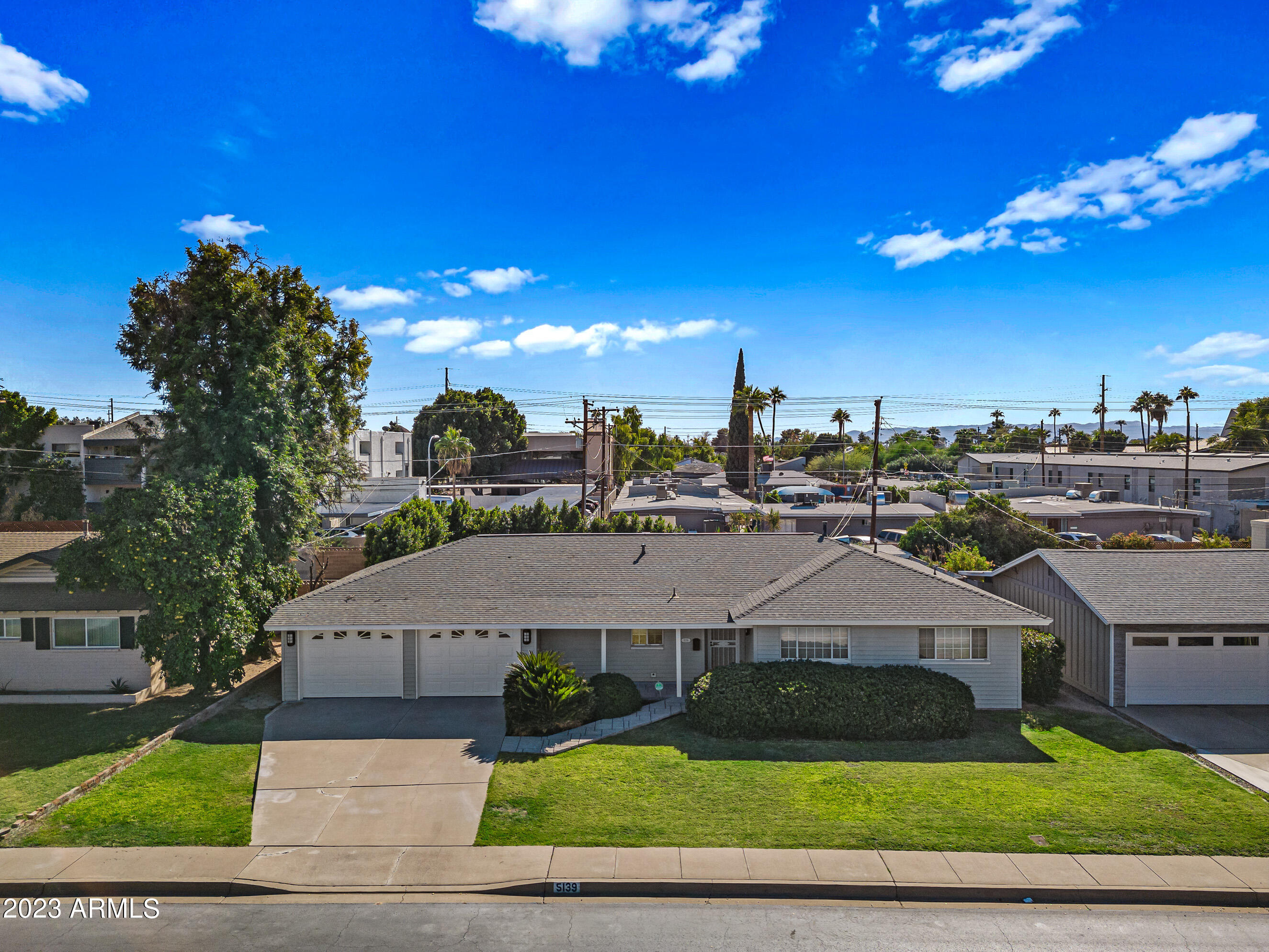 5139 E VERDE Lane